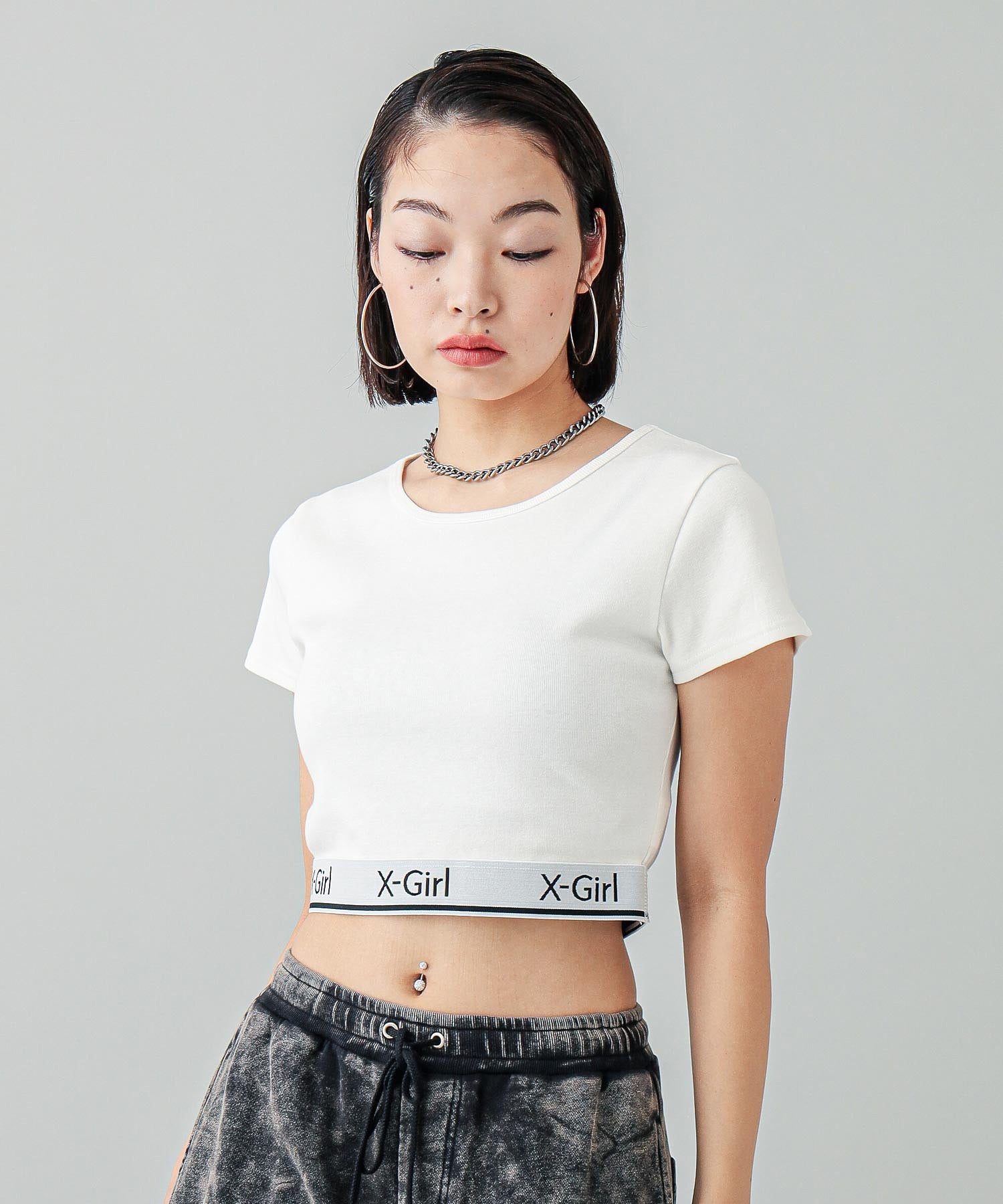 LOGO AND STRIPE CROPPED S/S TOP