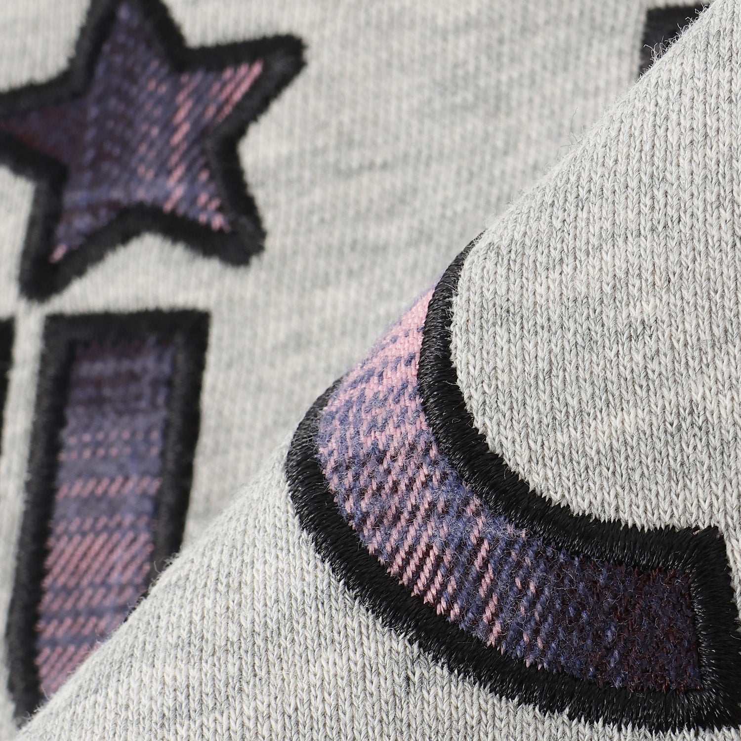 チェックパッチロゴトレーナー