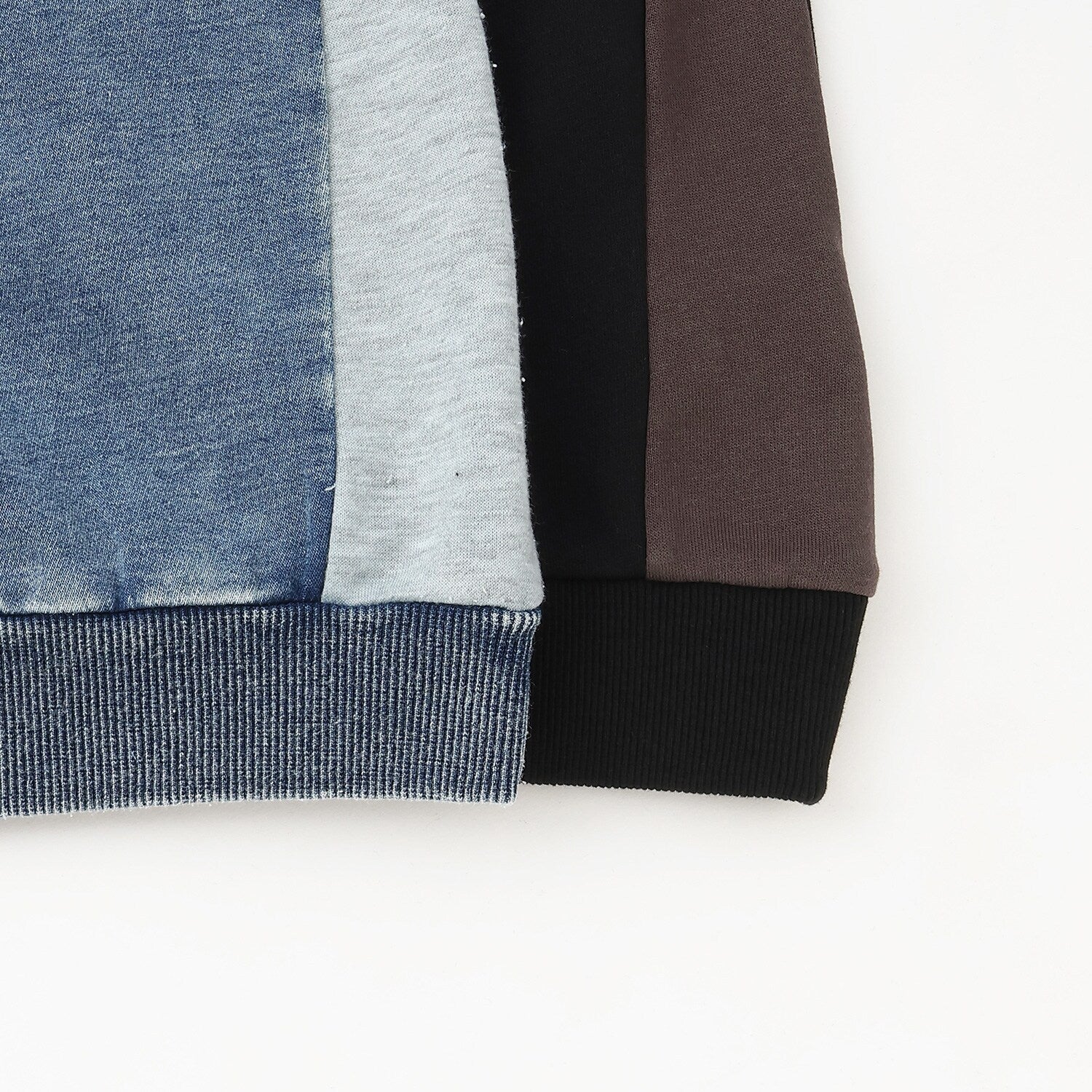 配色切替ロゴ刺しゅうワンピース