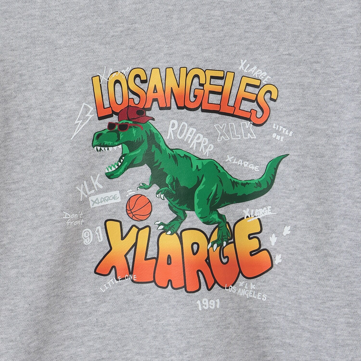 バスケット恐竜トレーナー