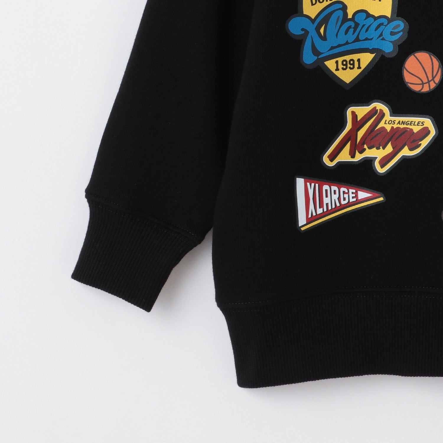 カレッジワッペンプリントトレーナー