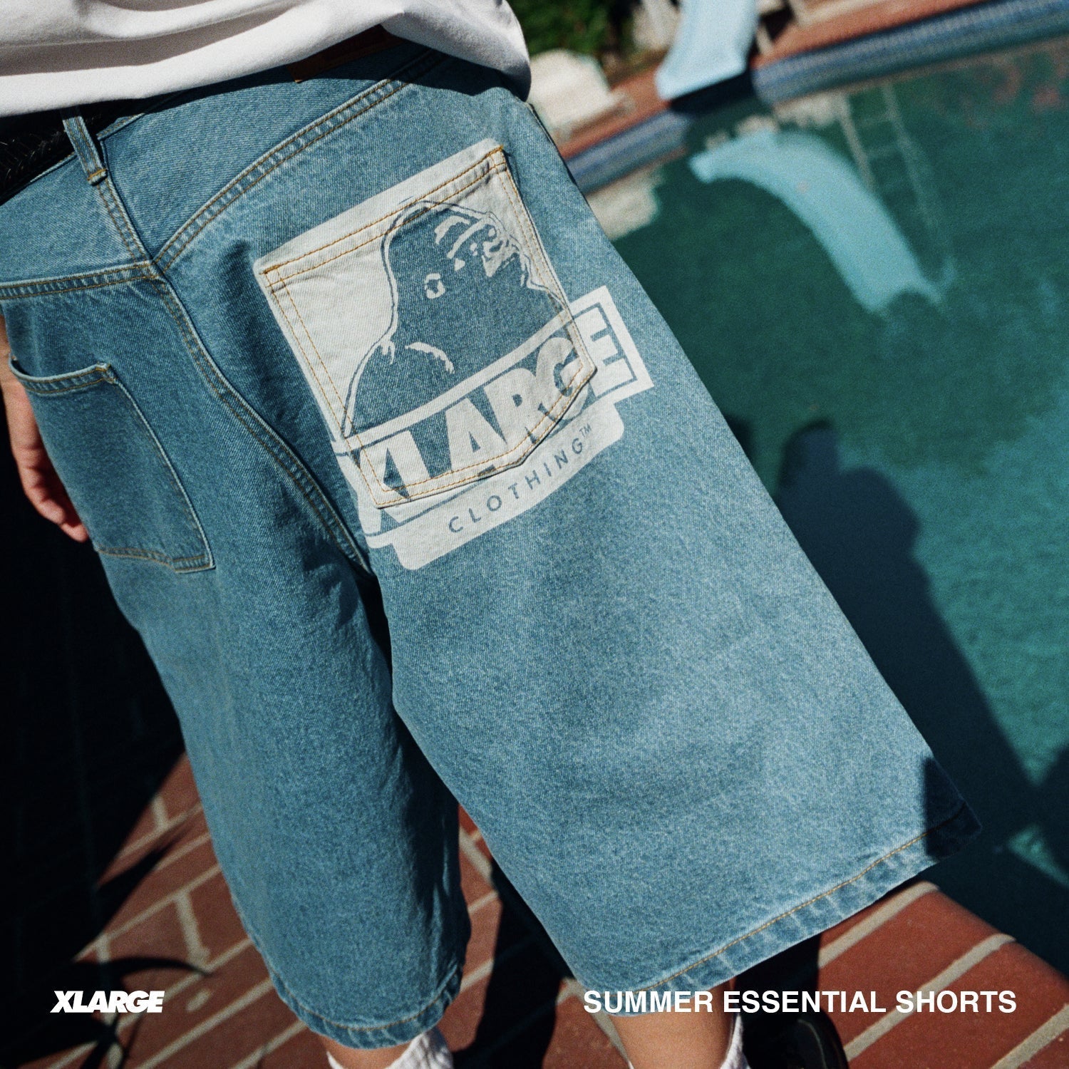 ESSENTIAL SHORTS