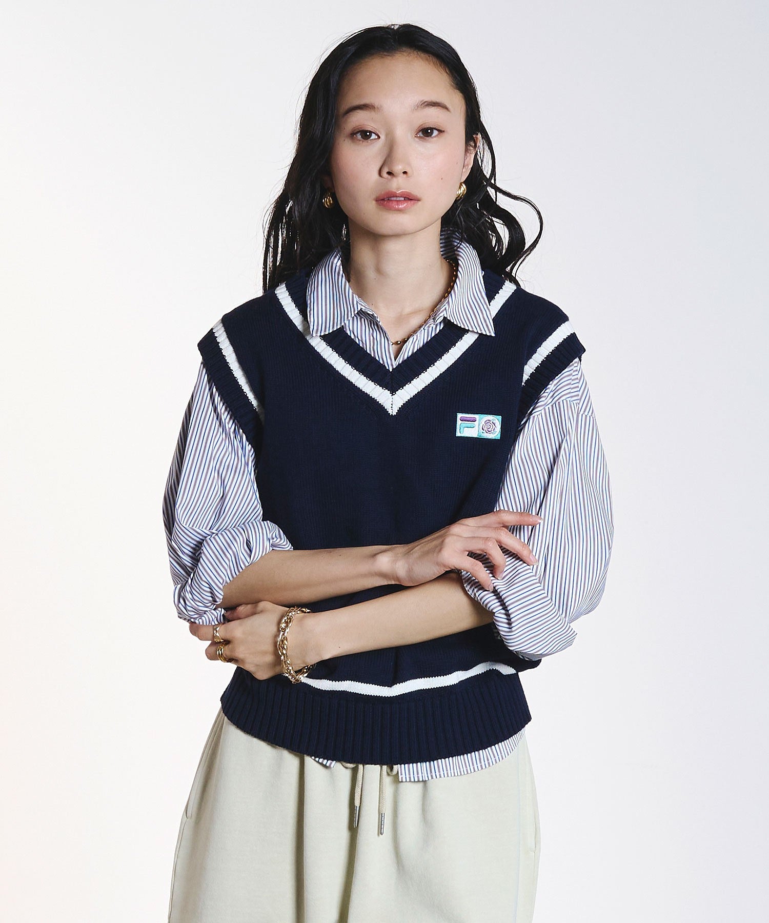 FILAⅹROSEBUD V-NECK VEST