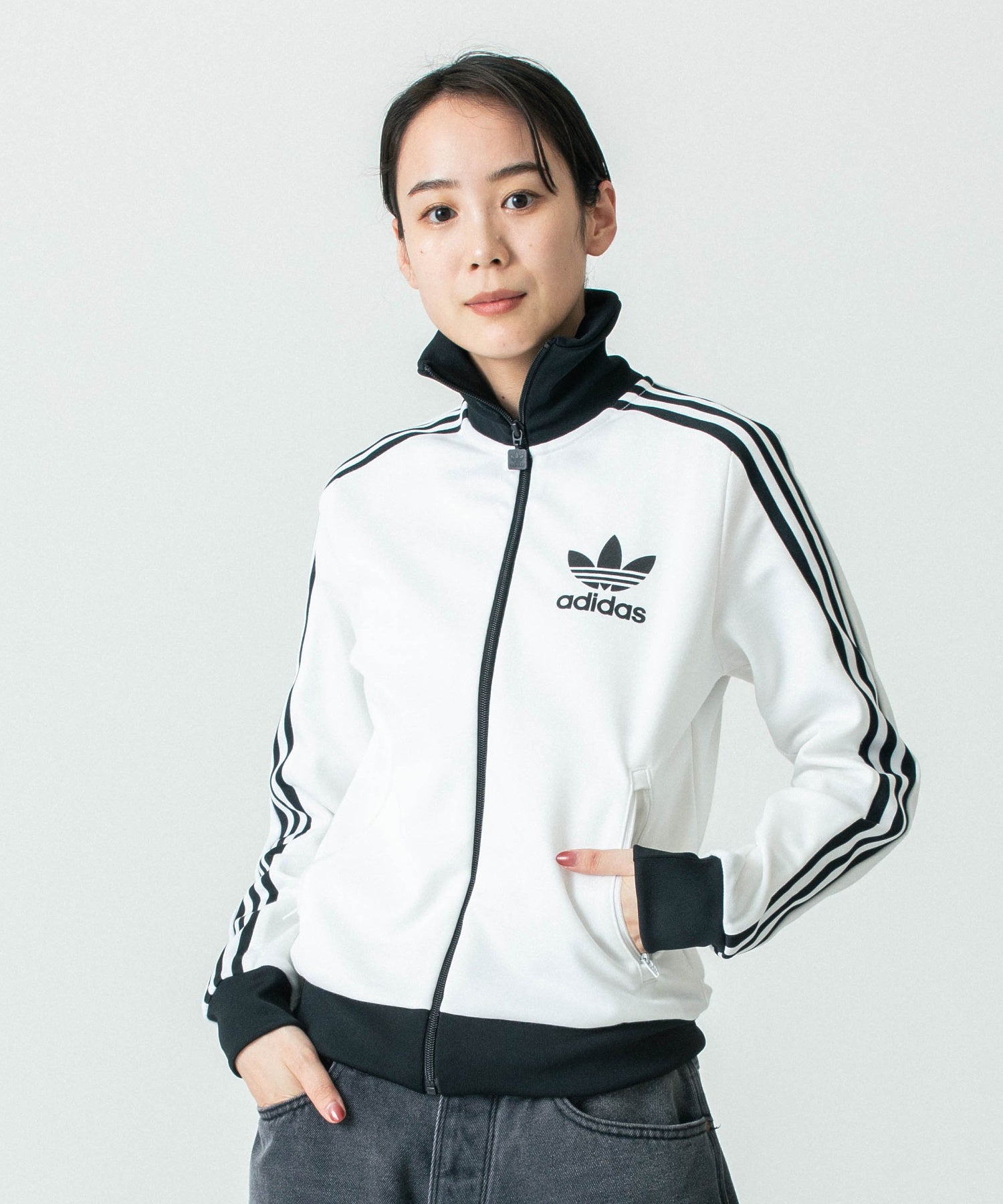 ADIDAS/アディダス/WMNS BECKENBAUER TT/JUJ69