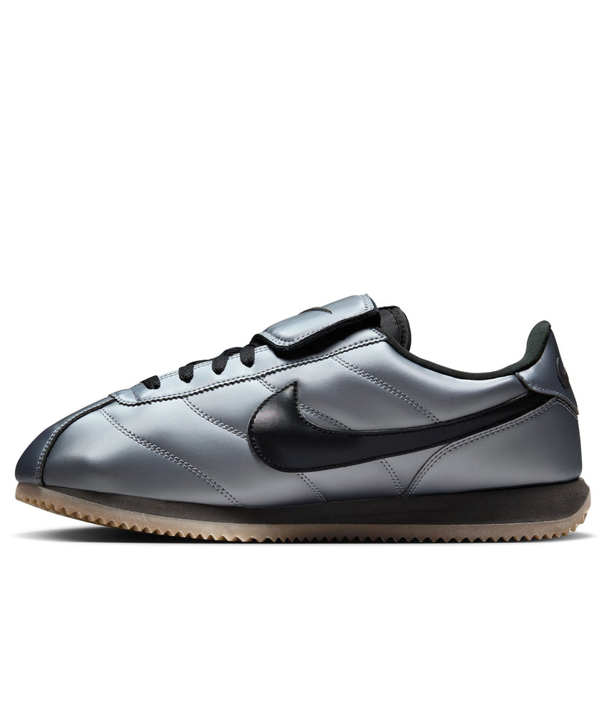 NIKE/ナイキ/CORTEZ SE HQ3490-099 – calif（カリフ）公式サイト