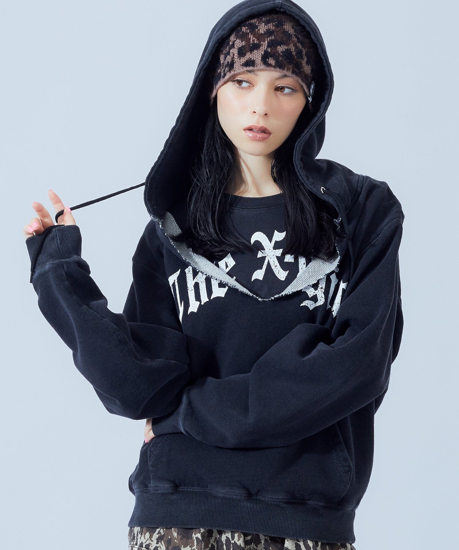 LAYERED STYLE FRONT SLIT SWEAT HOODIE