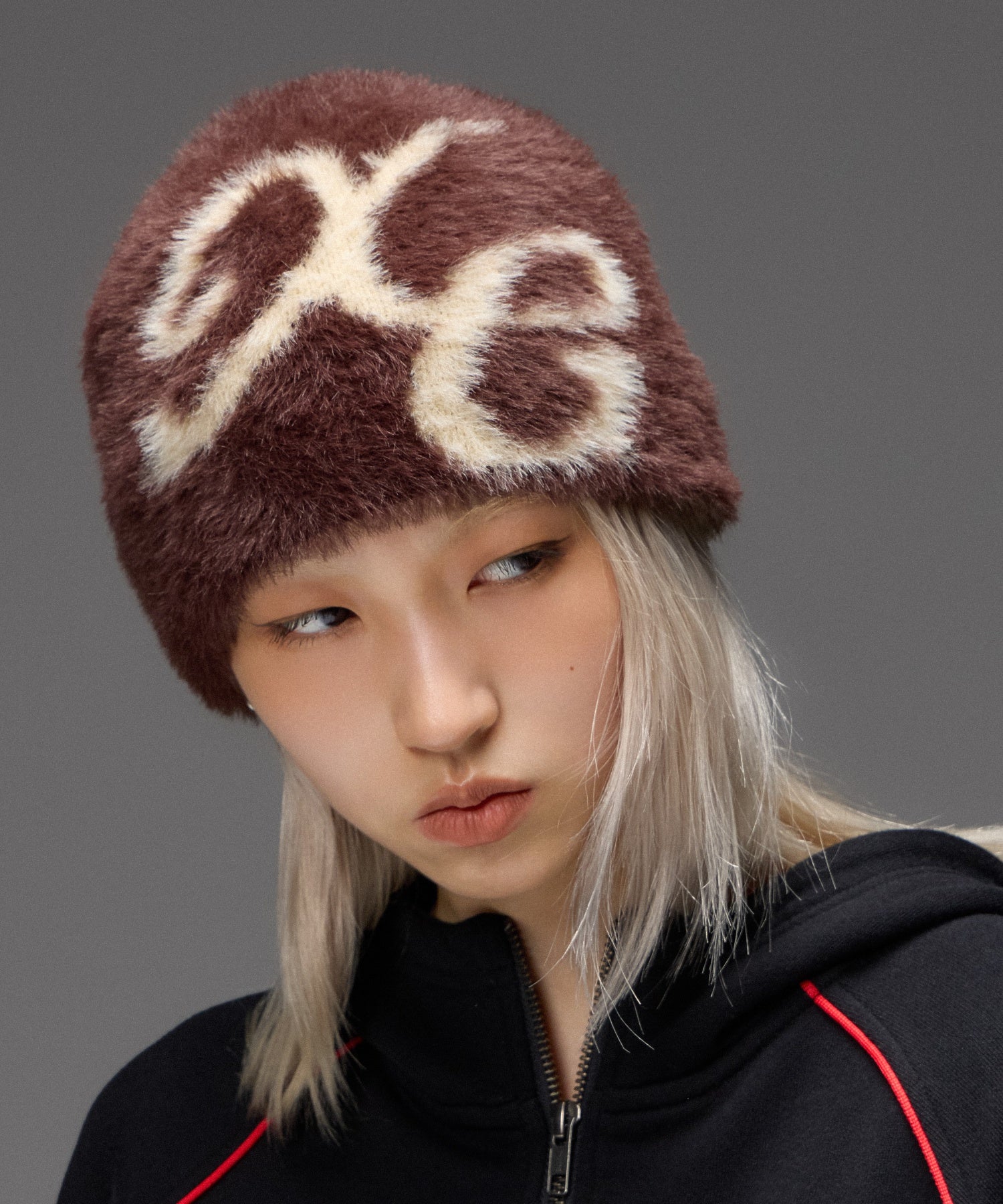 LOGO JACQUARD SHAGGY BEANIE