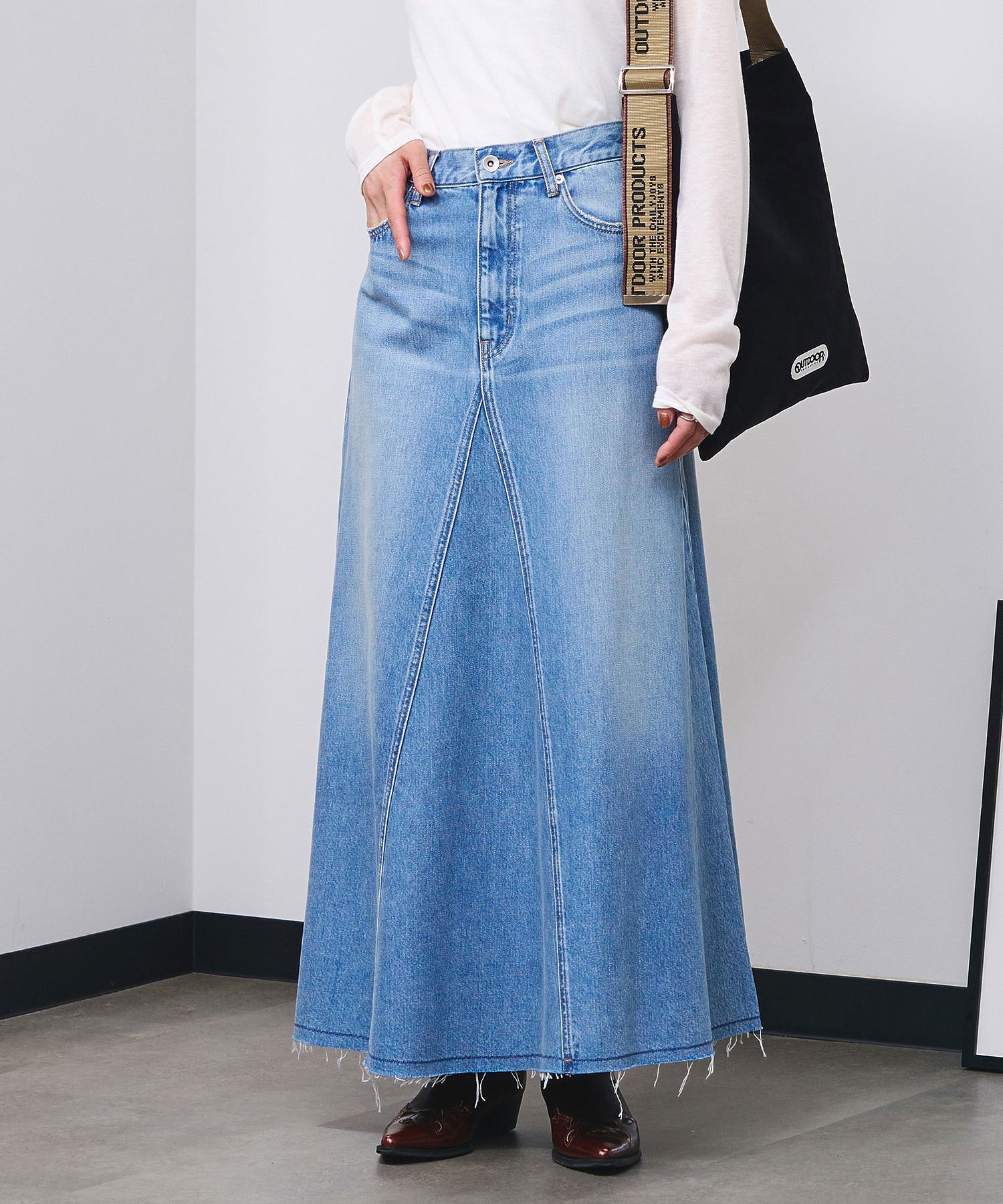 PANEL DENIM LONG SKIRT