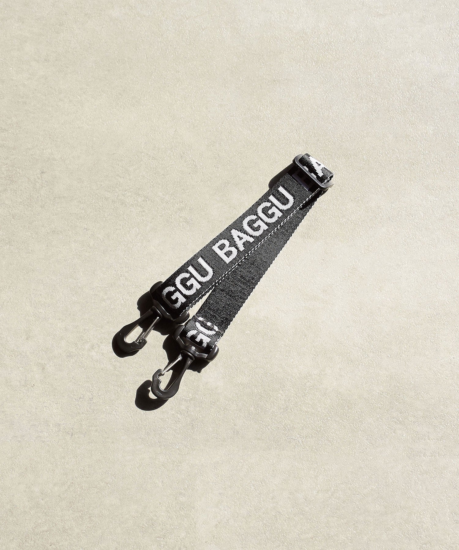 BAGGU/ATTCHABLE STRAP