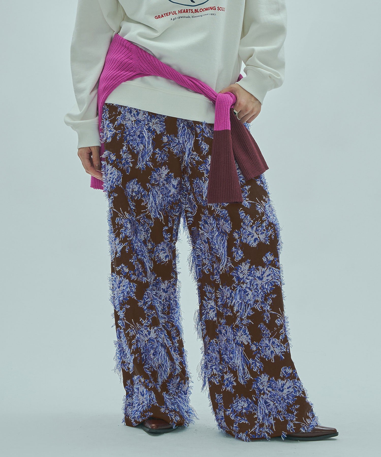 mag.by c/FLOWER JACQUARD PANTS