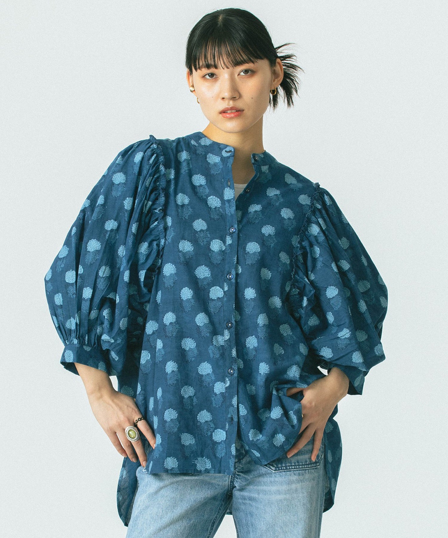 GENE HEAVENS/INDIGO FLOWER SHIRTS