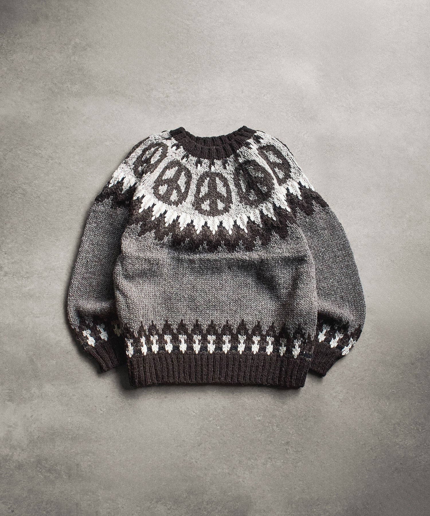 HAVE A GRATEFUL DAY/PEACE PATTERN KNIT CREW