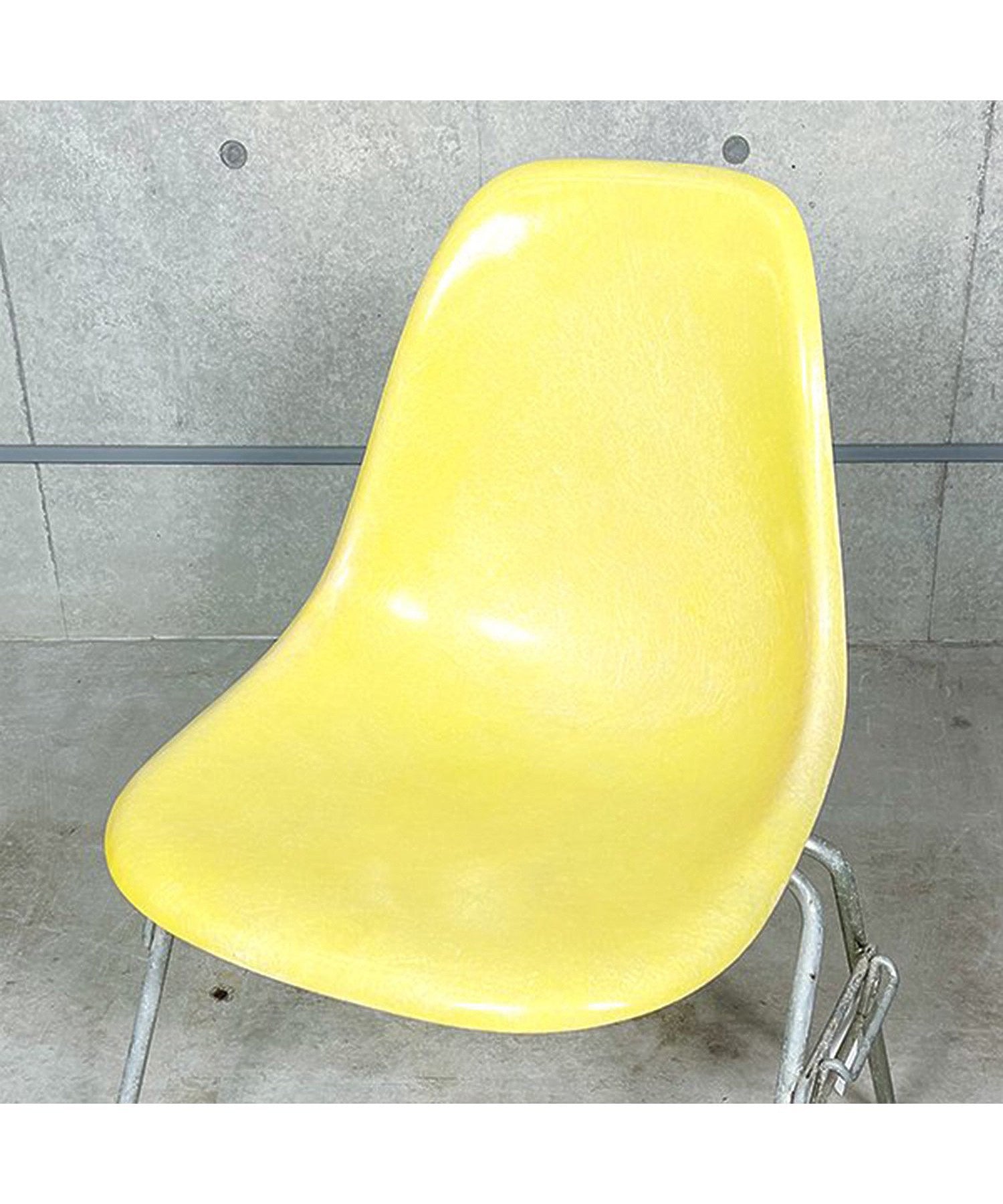 HermanMiller Side Shell / Lemon Yellow