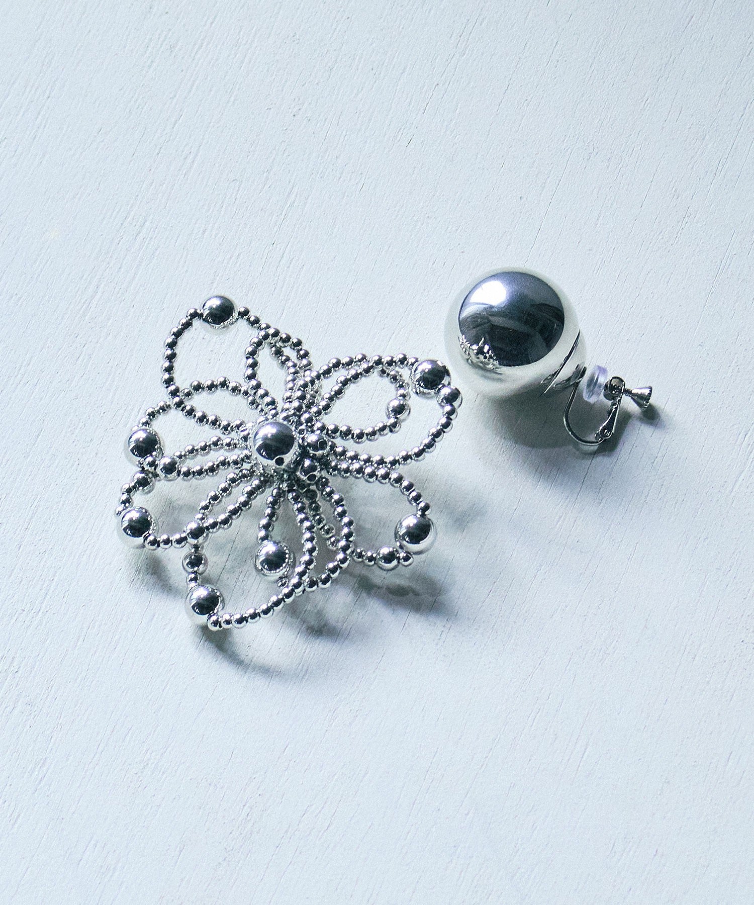 ASYMMETRICAL EARRINGS