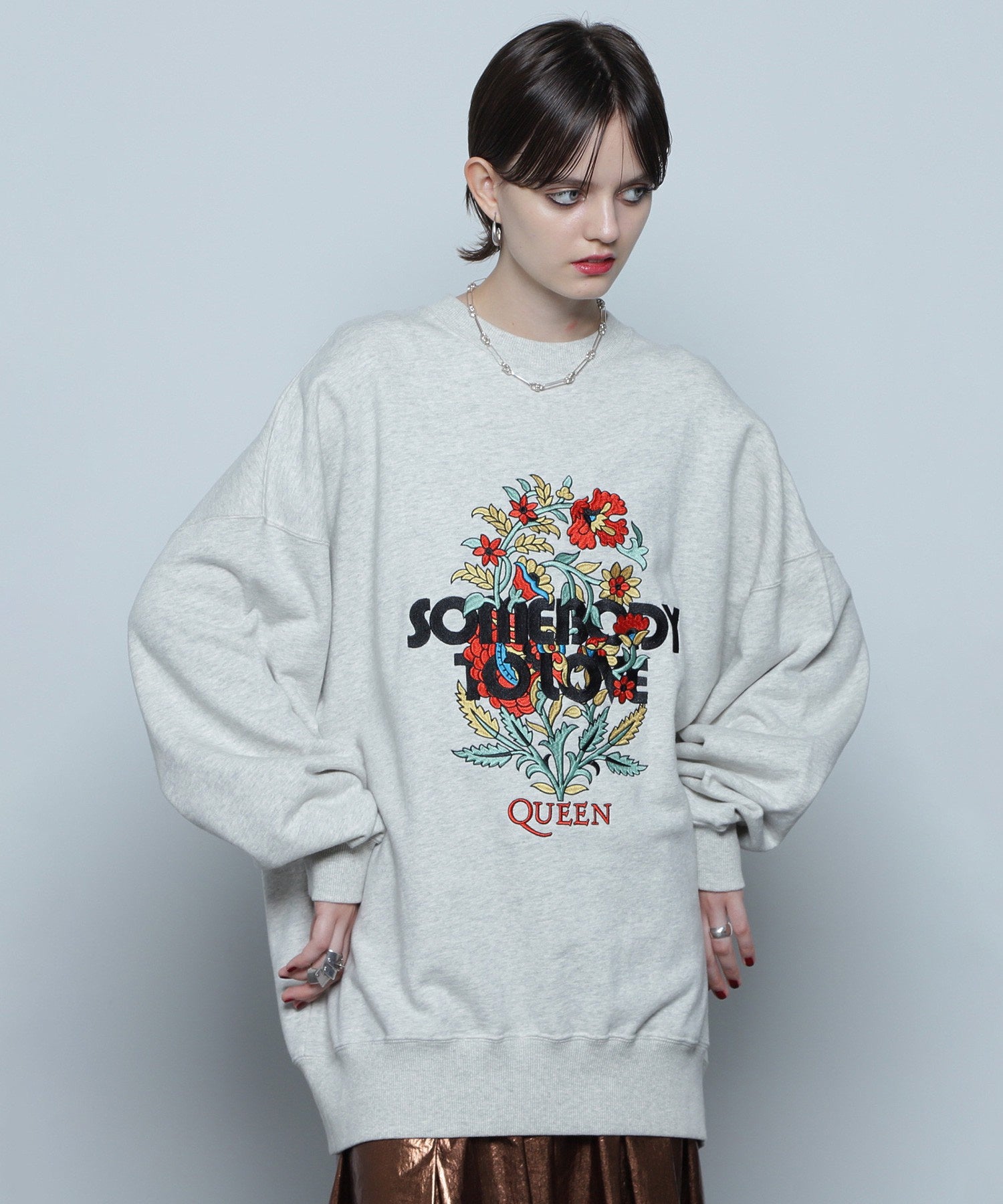 QUEEN エンブロイダリービッグスウェット