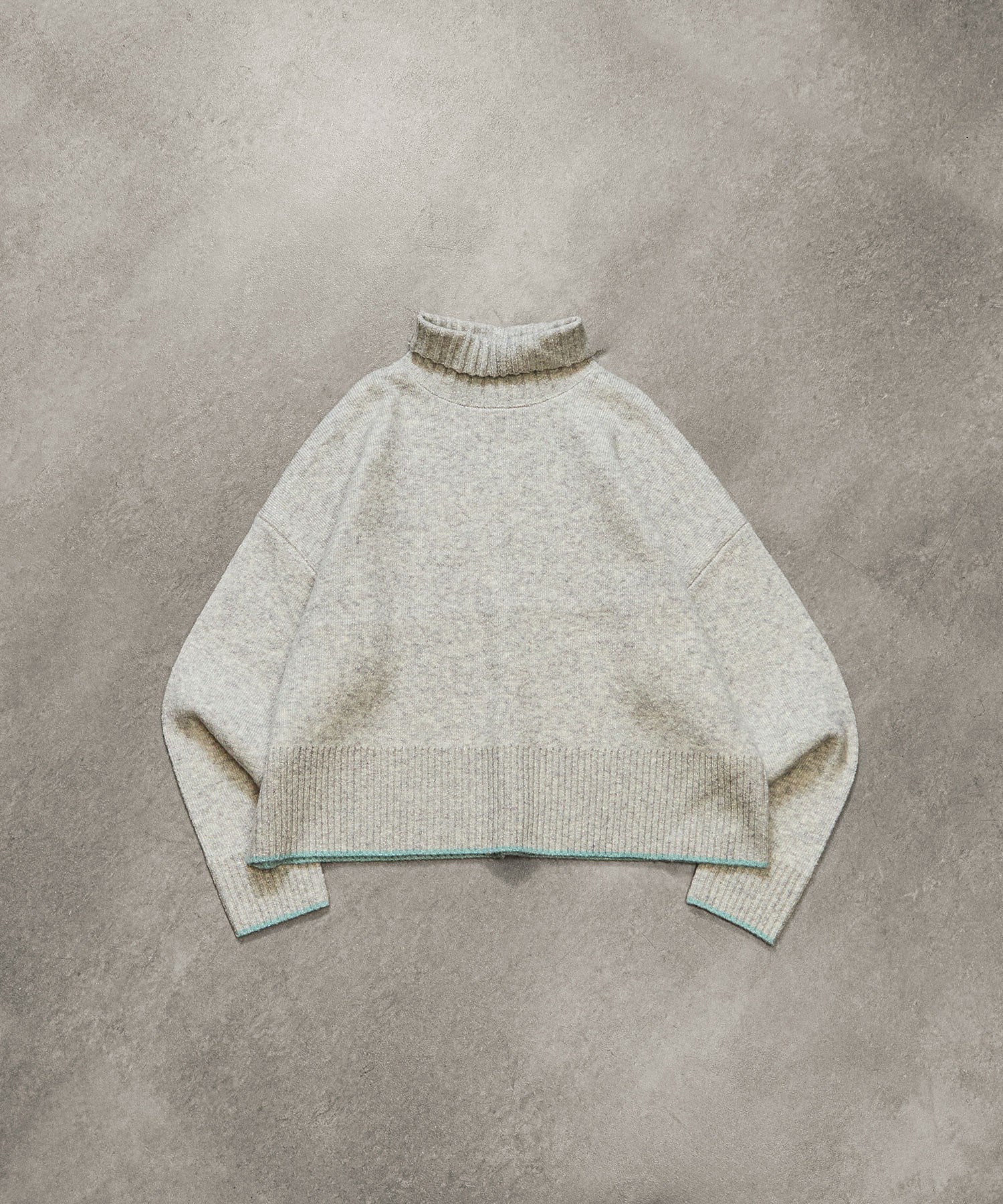 HIGHNECK KNIT TOP