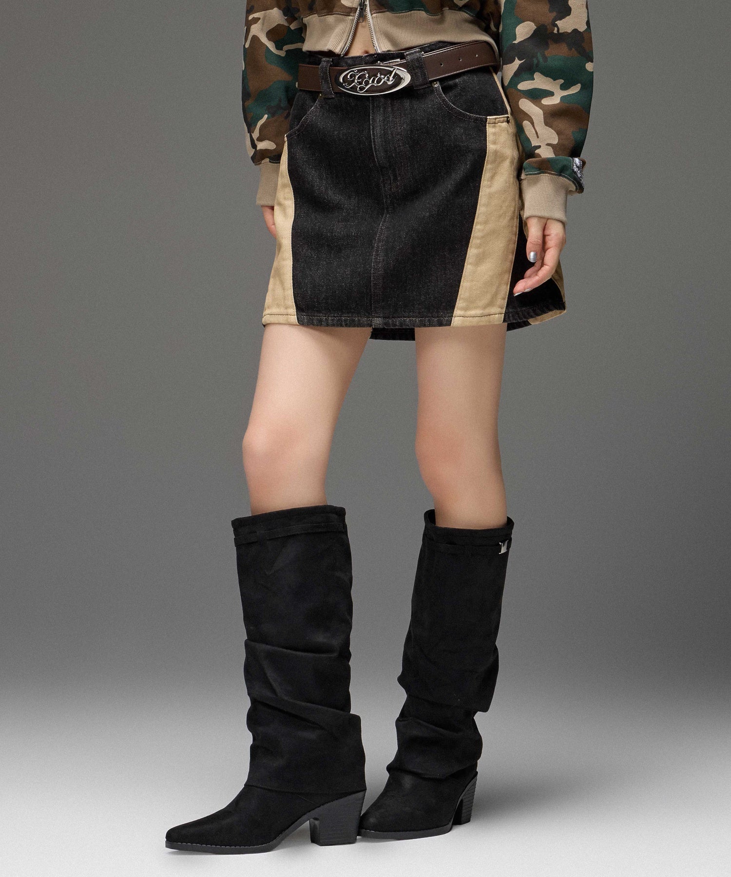 CONTRAST PANELED DENIM MINI SKIRT