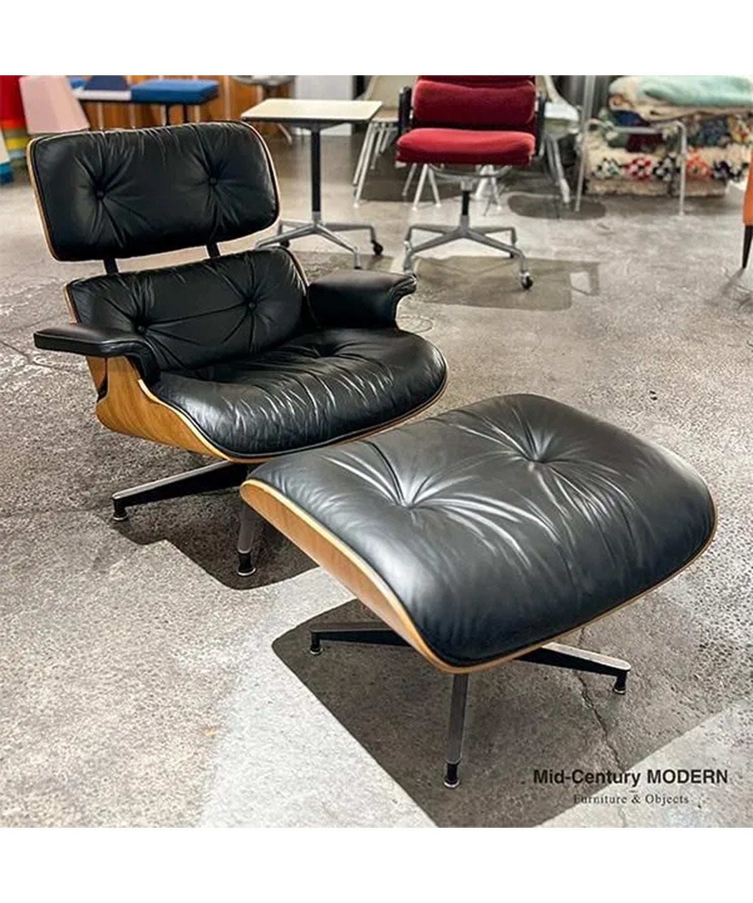 Eames Lounge Chair ＆ Ottoman / Cherry / Walnut