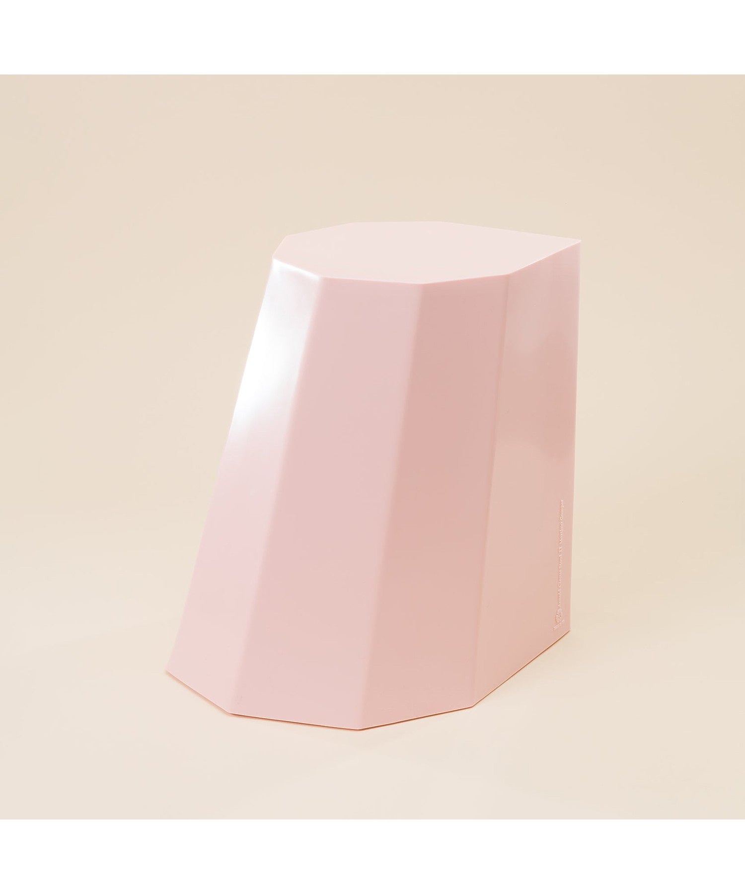 Arnold Circus Stool / Martino Gamper