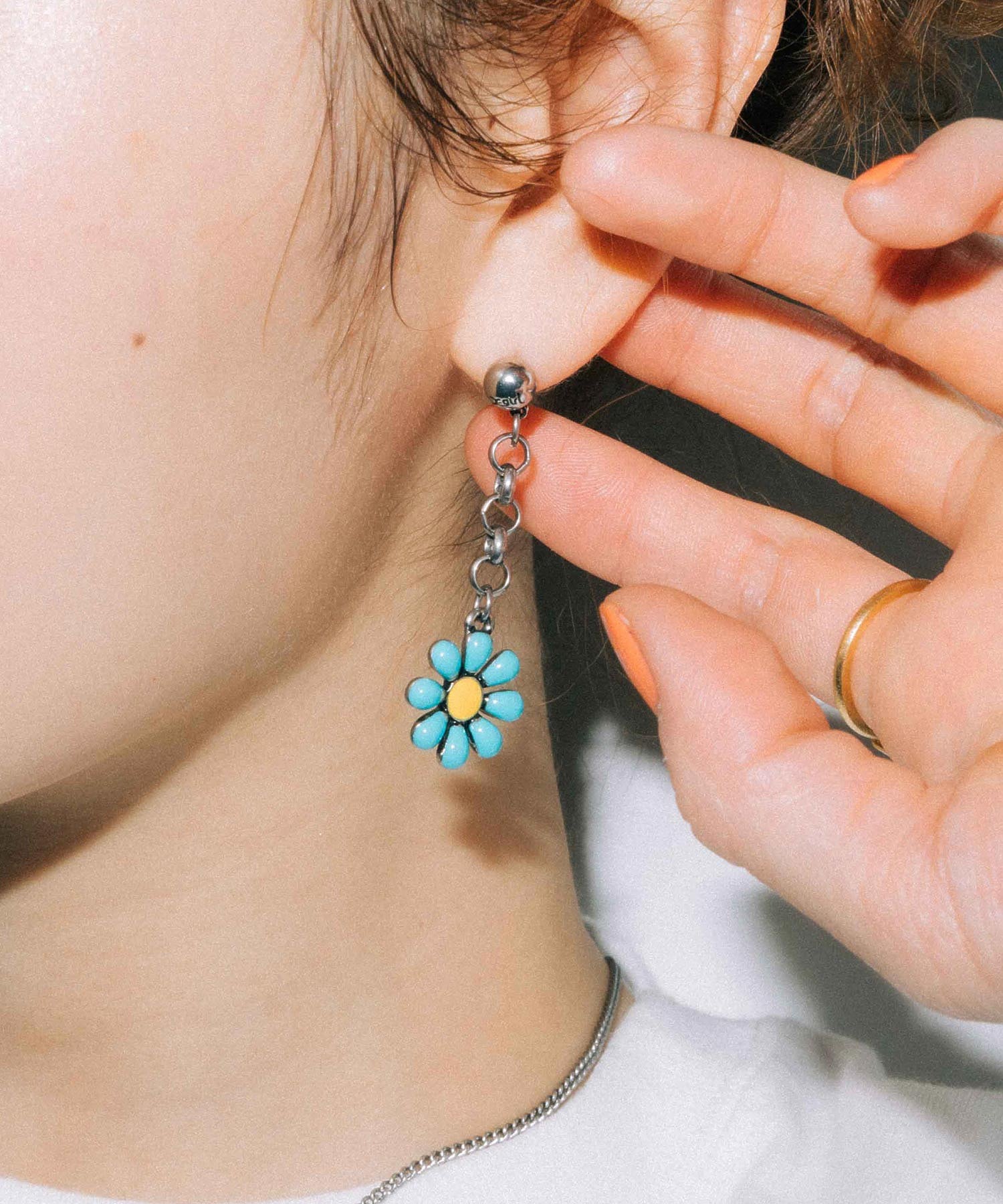 DAISY EARRINGS X-girl