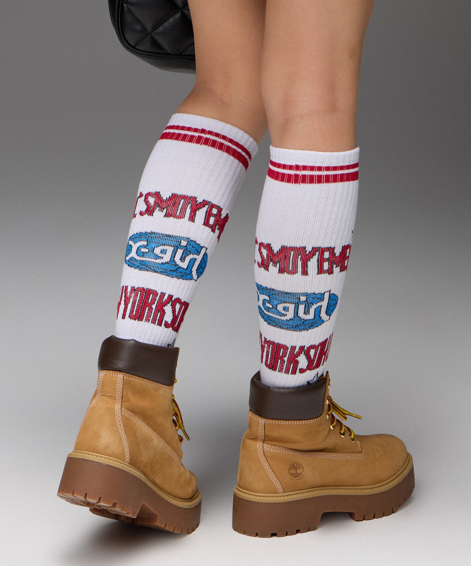 WORLD LOGO JACQUARD RIB HIGH SOCKS