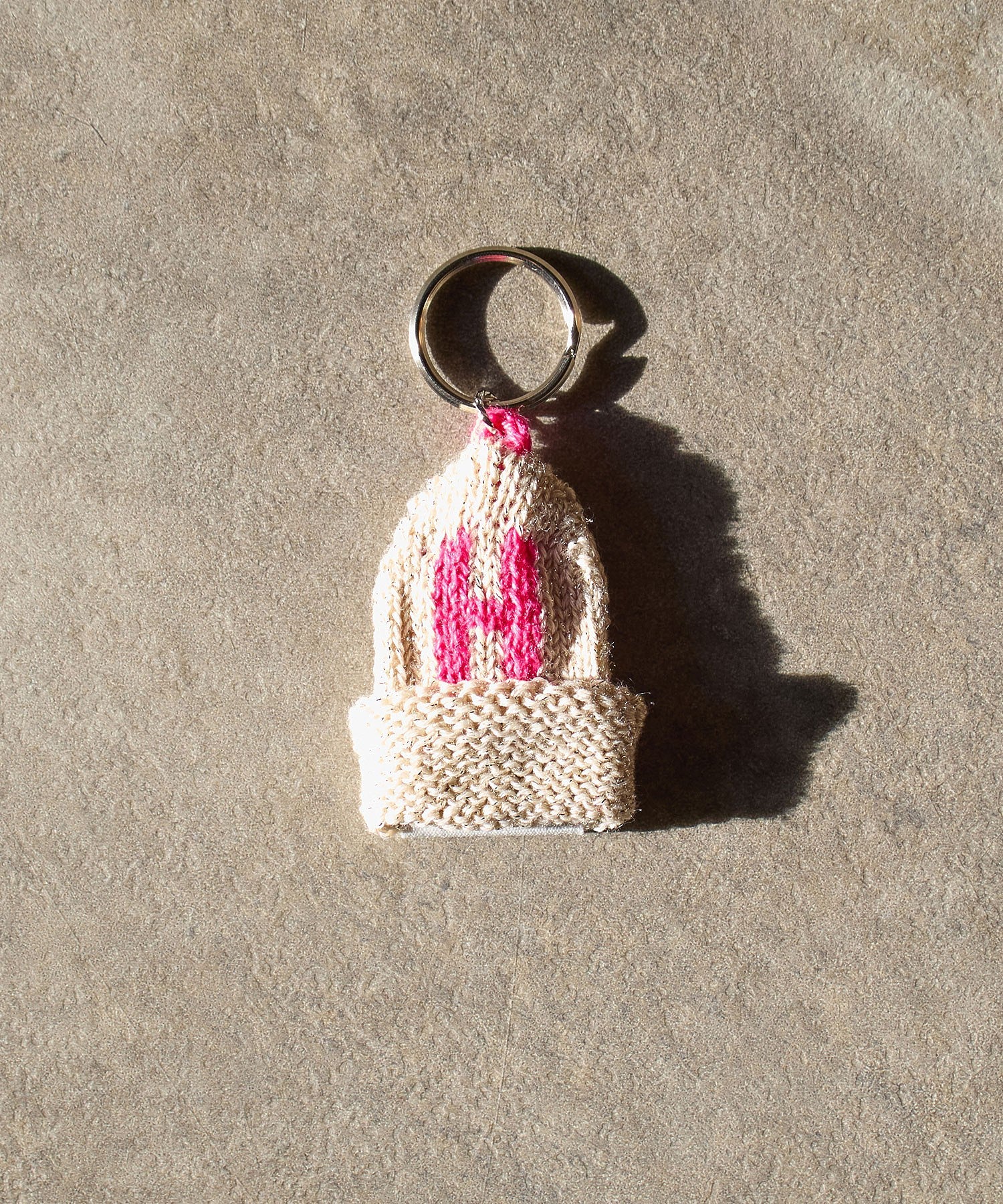 INFIELDER DESIGN/ALPHABET HOLDER