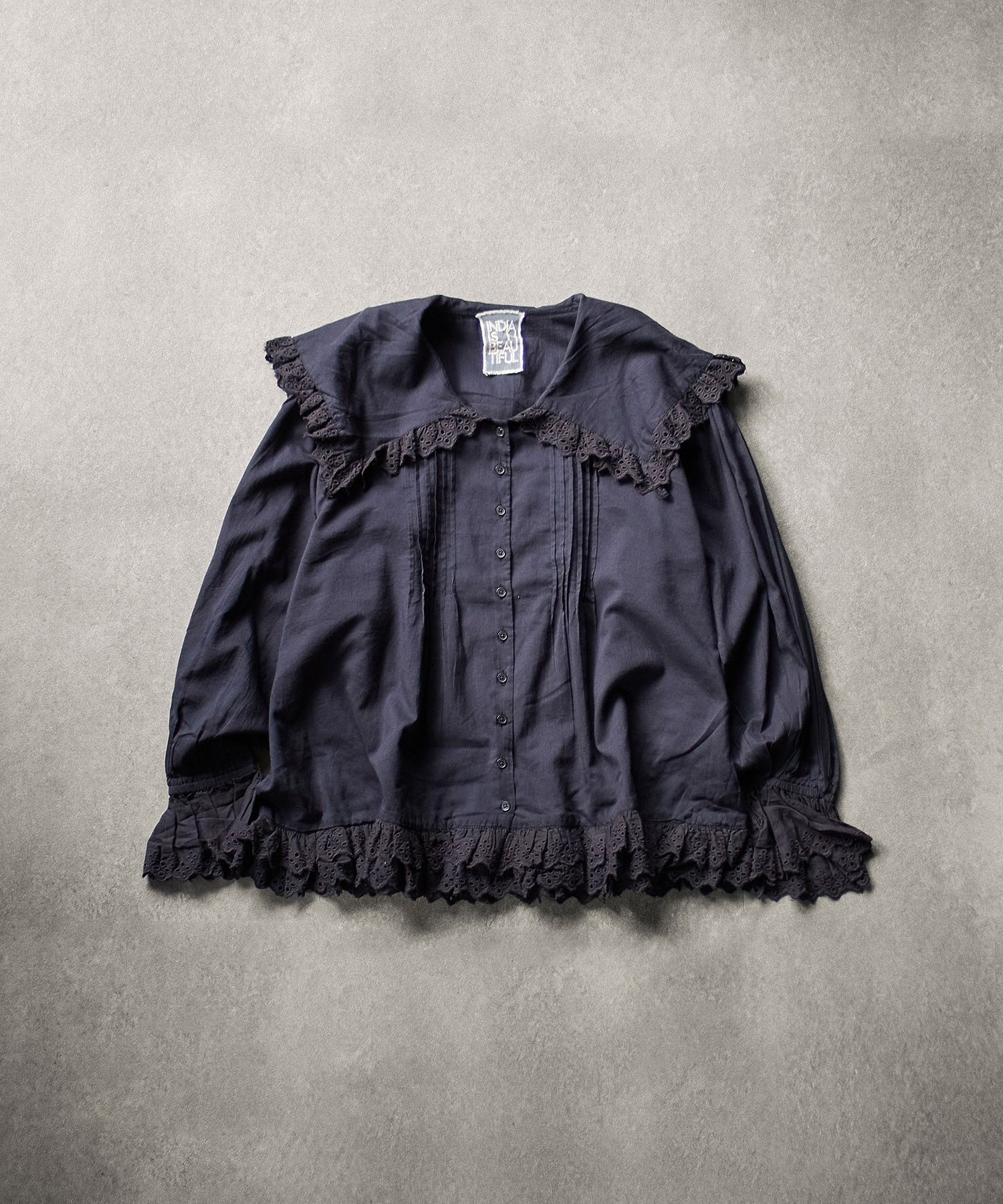 INDIA IS BEAUTIFUL/BIG COLLAR SHIRTS