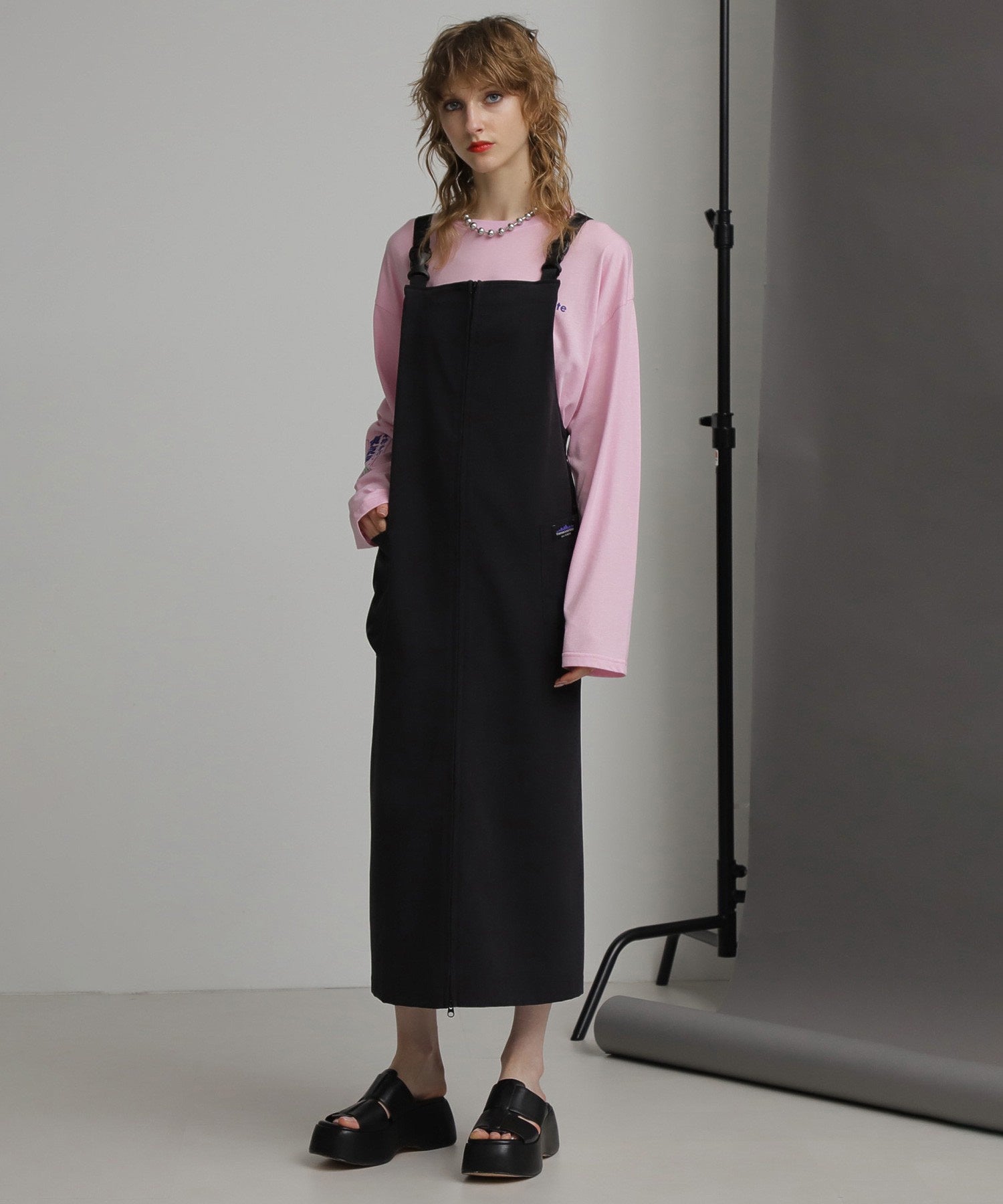 GENE HEAVENS×THOUSAND MILE<br><br>サウザンドマイル コラボレーション フロントジップ サロペット