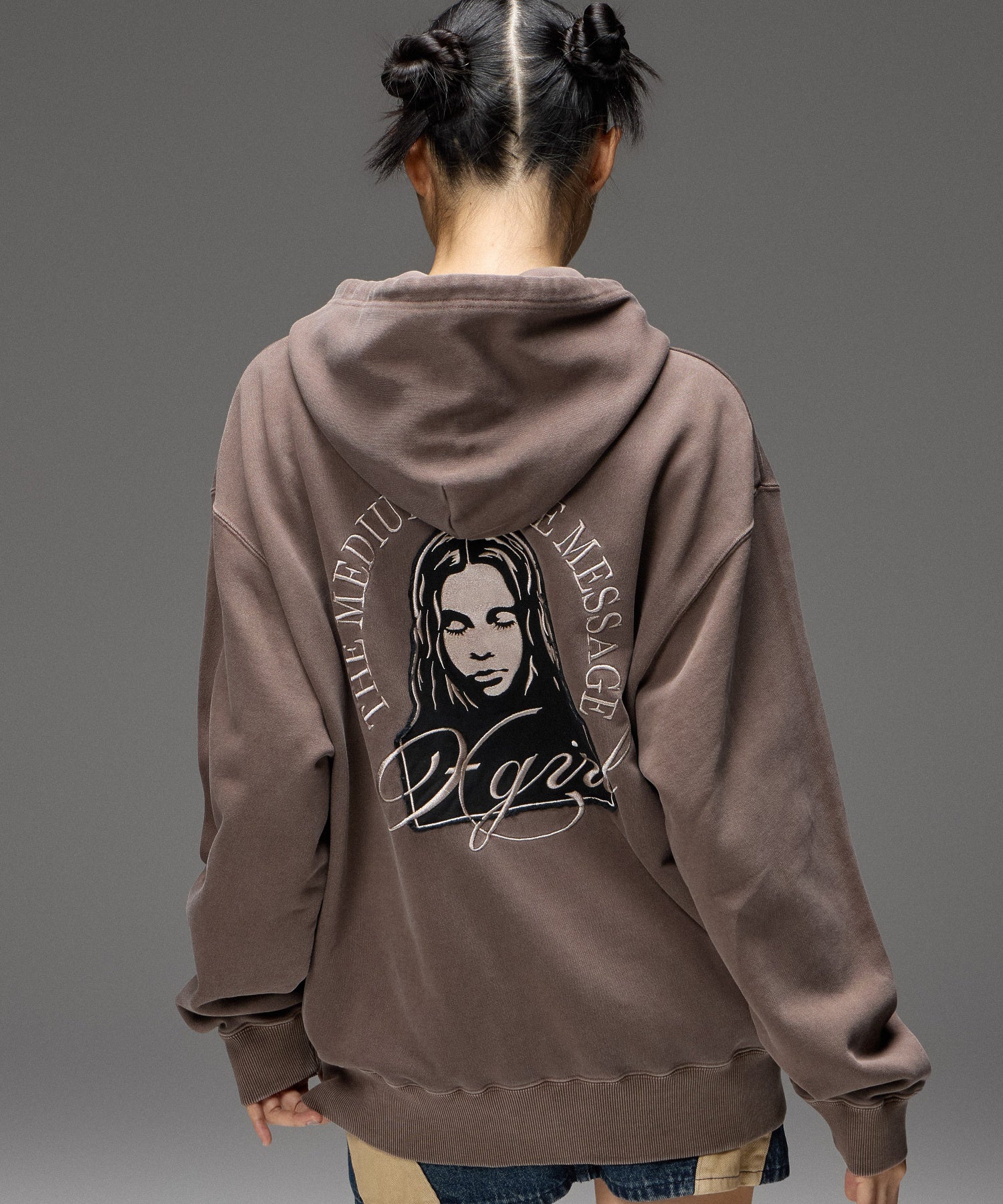 PIGMENT DYED FACE PATCH AND LOGO ZIP UP SWEAT HOODIE