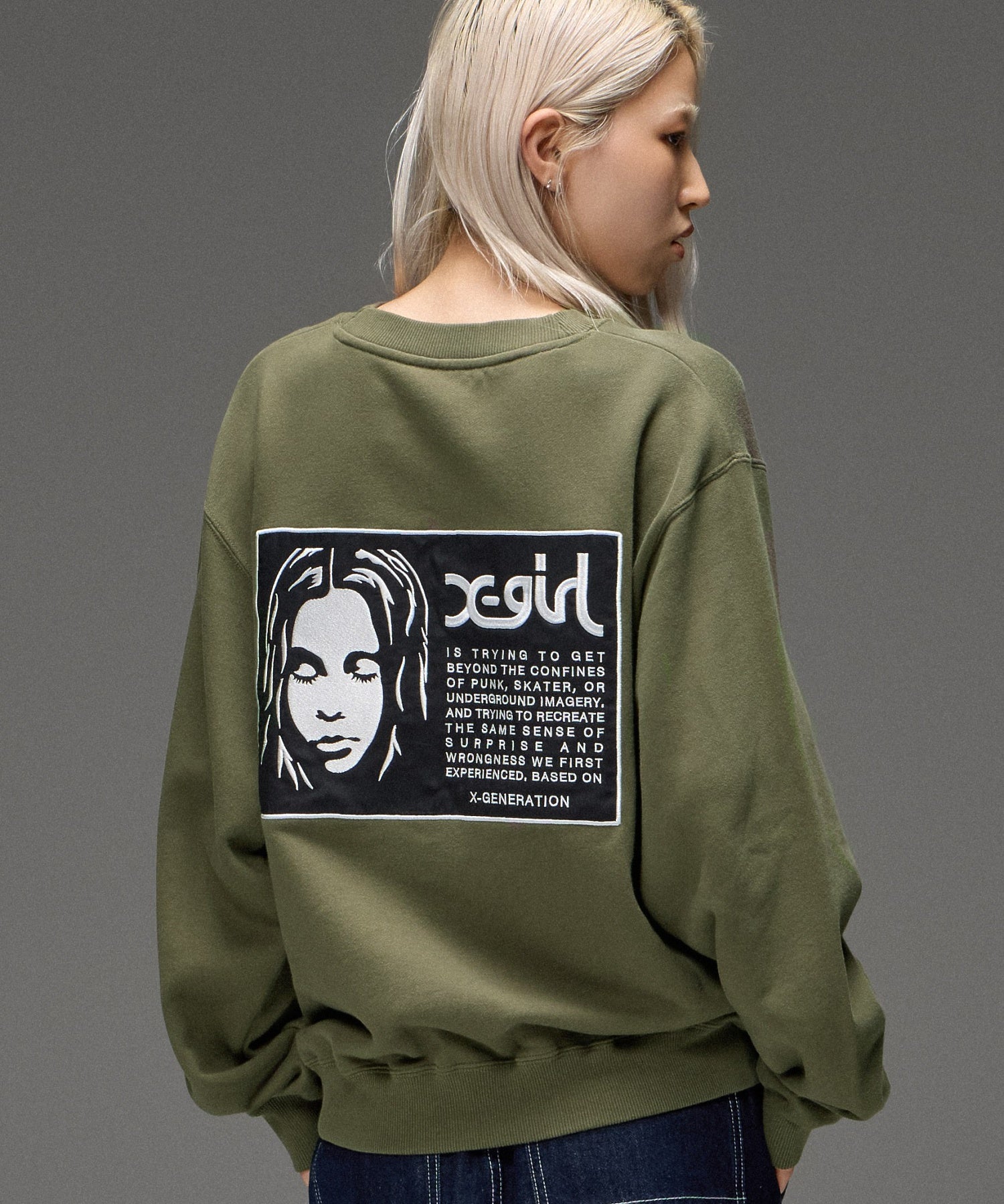 FACE LABEL PATCH SWEATSHIRT