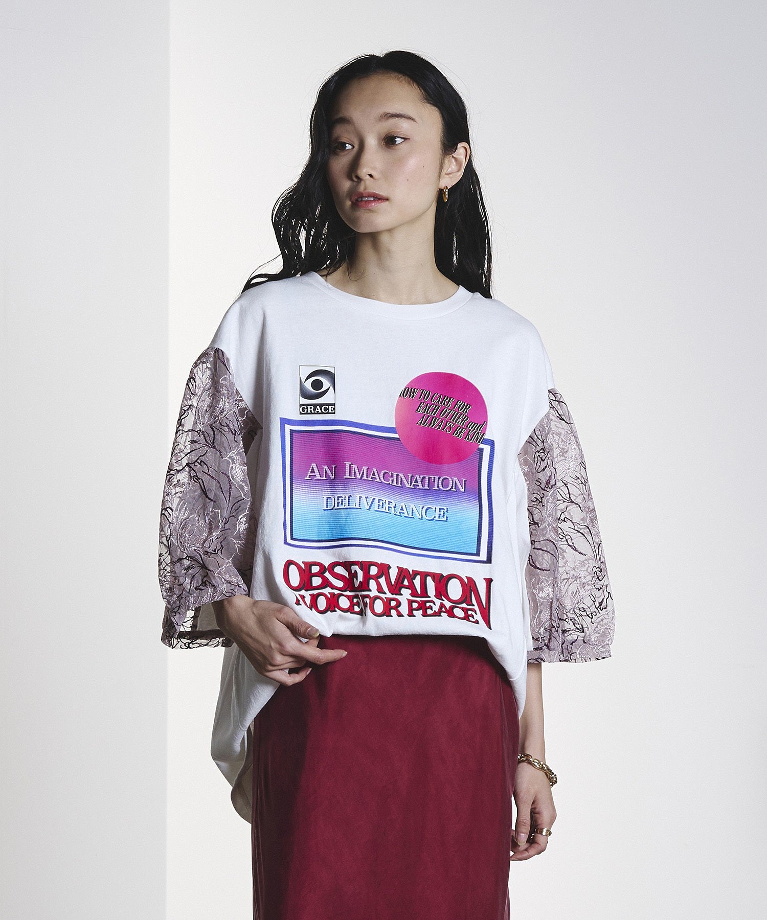 OKIRAKU×ROSEBUD/LACE SLEEVE GRAPHIC TOP