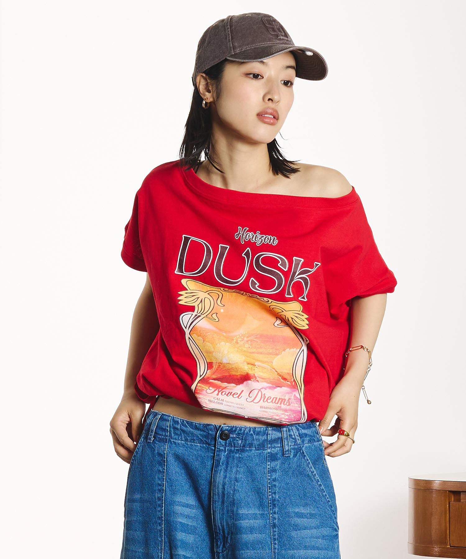OKIRAKU×ROSEBUD/DRAWSTRING GRAPHIC TOP