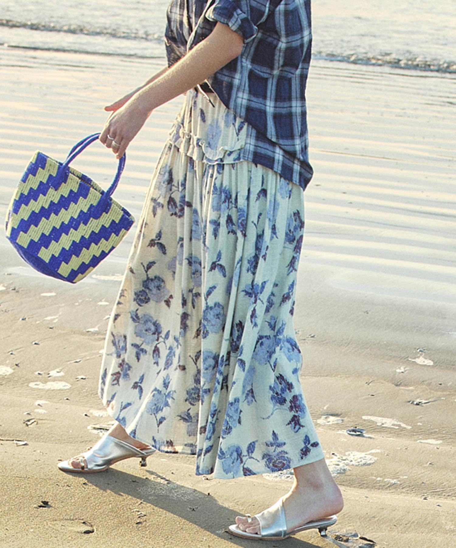 ROSE PRINT GATHERED SKIRT