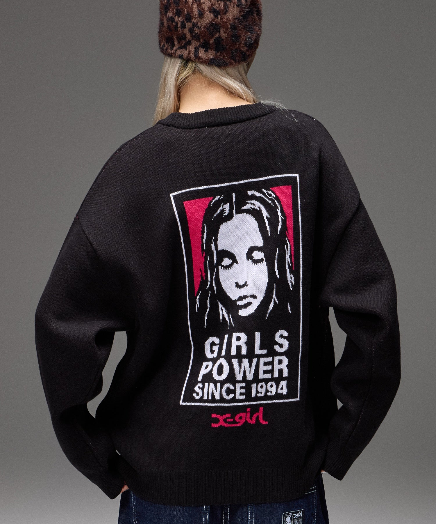 BOX LOGO AND FACE JACQUARD KNIT TOP