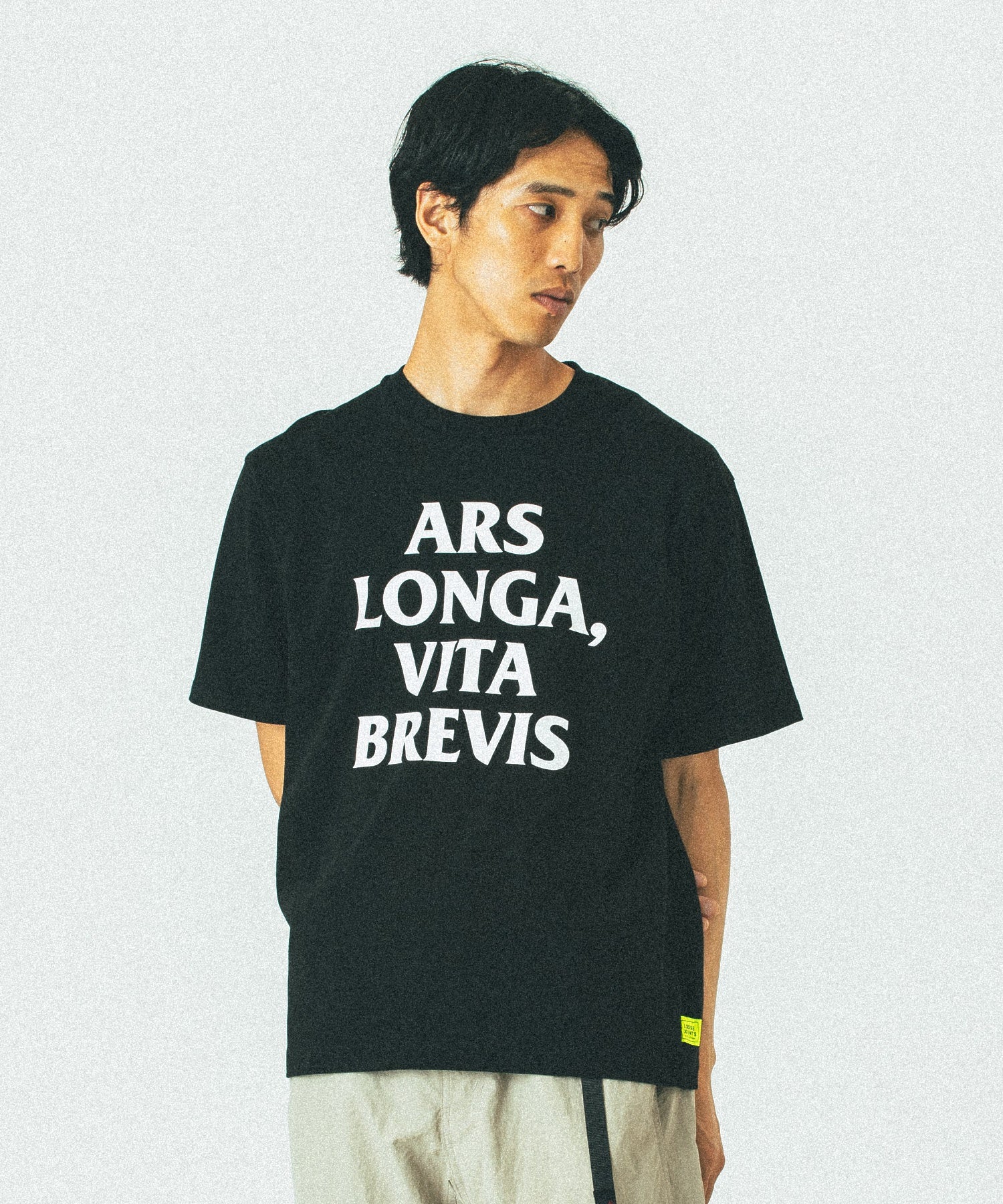 LOOSE JOINTS/ルーズジョインツ KOSUKE SHONO-ARS LONGA VITA BREVIS S/S TEE LS25JS005KO