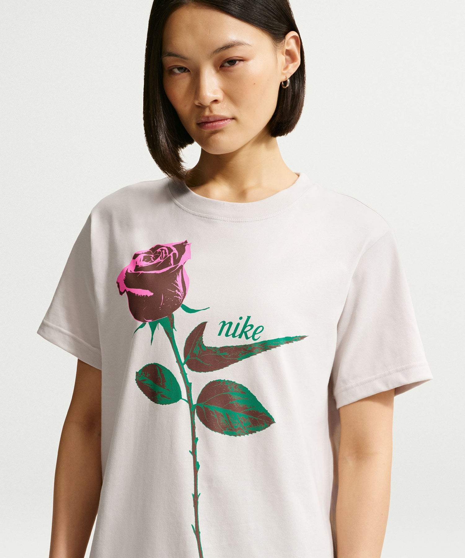 NIKE/ナイキ/W NSW CLASSIC ST2 TEE IR7827