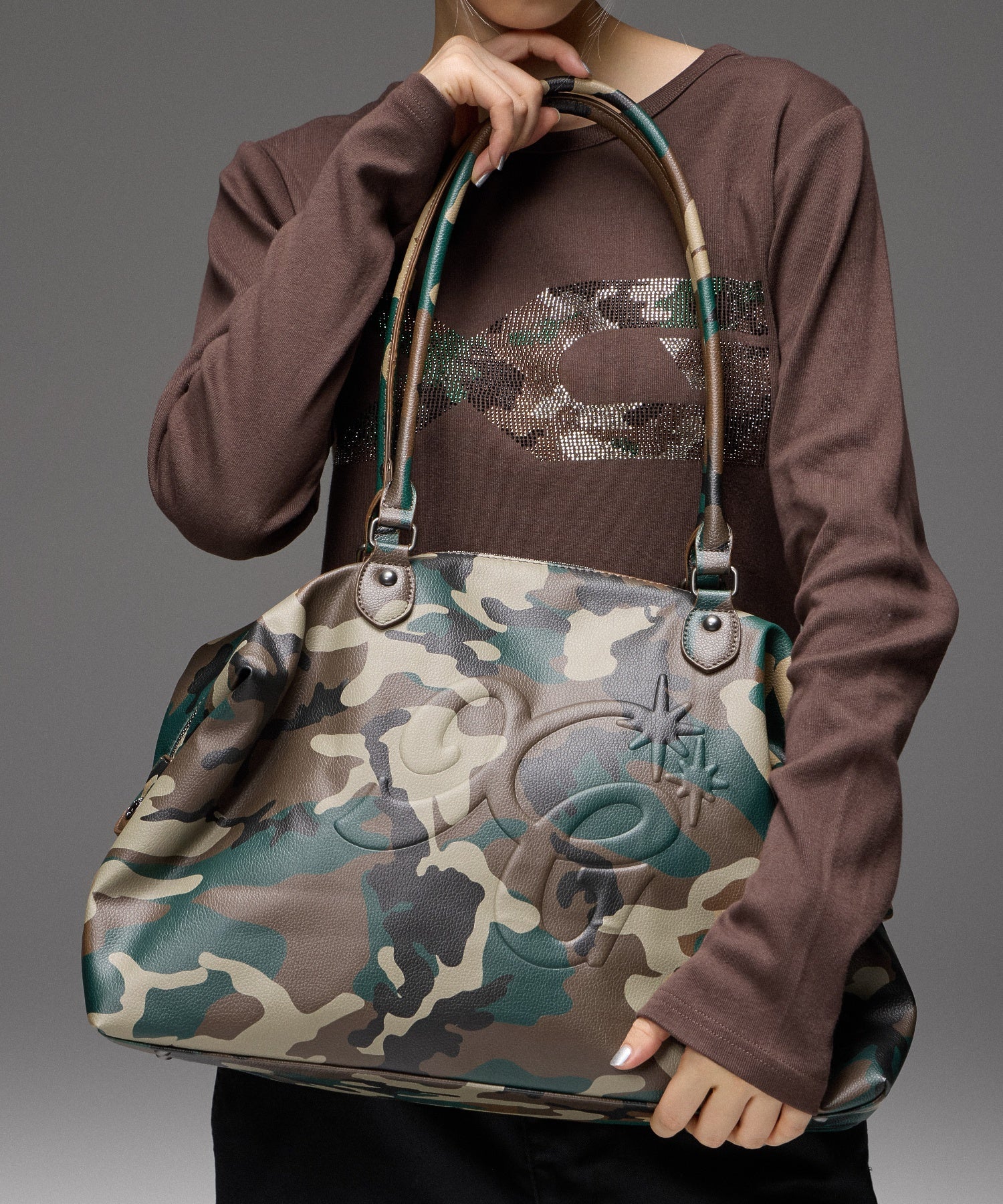 EMBOSSED XG LOGO BOSTON BAG