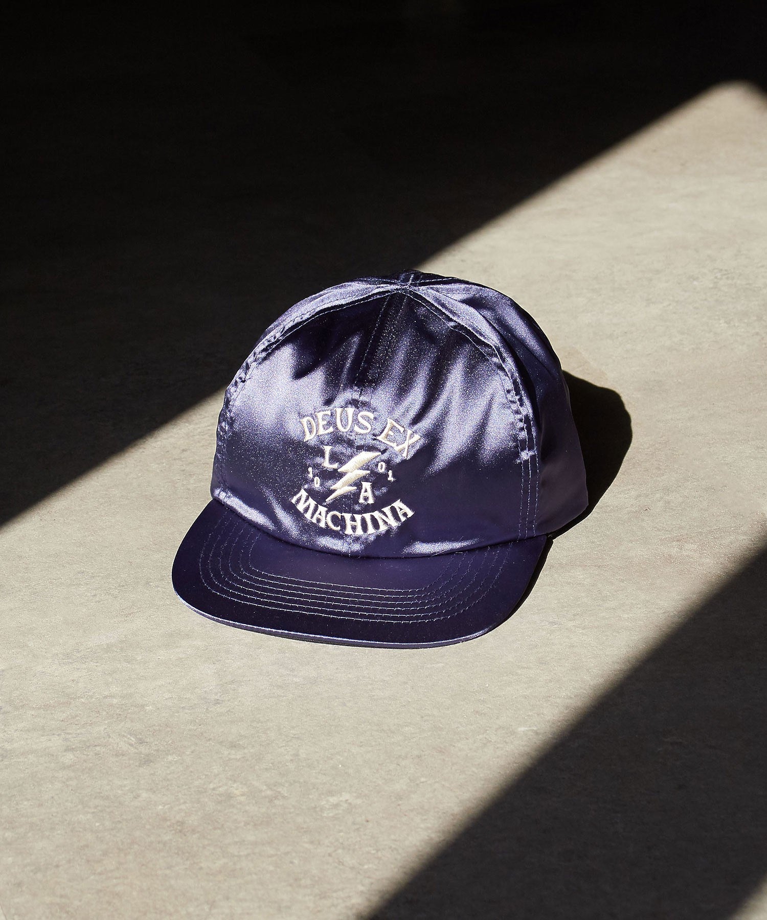 DEUS EX MACHINA/SUKA SATIN BALL CAP