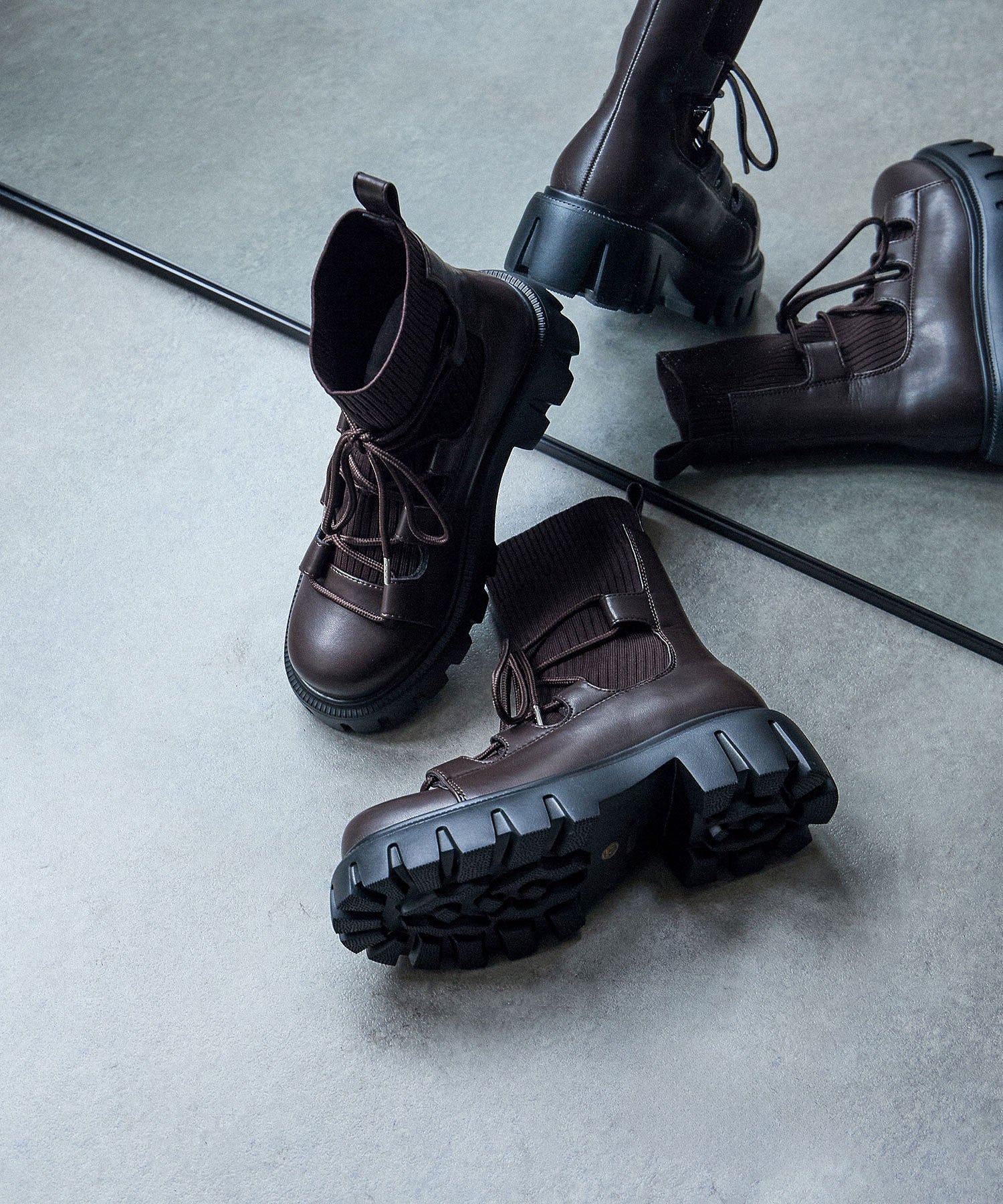 LACE-UP BOOTS