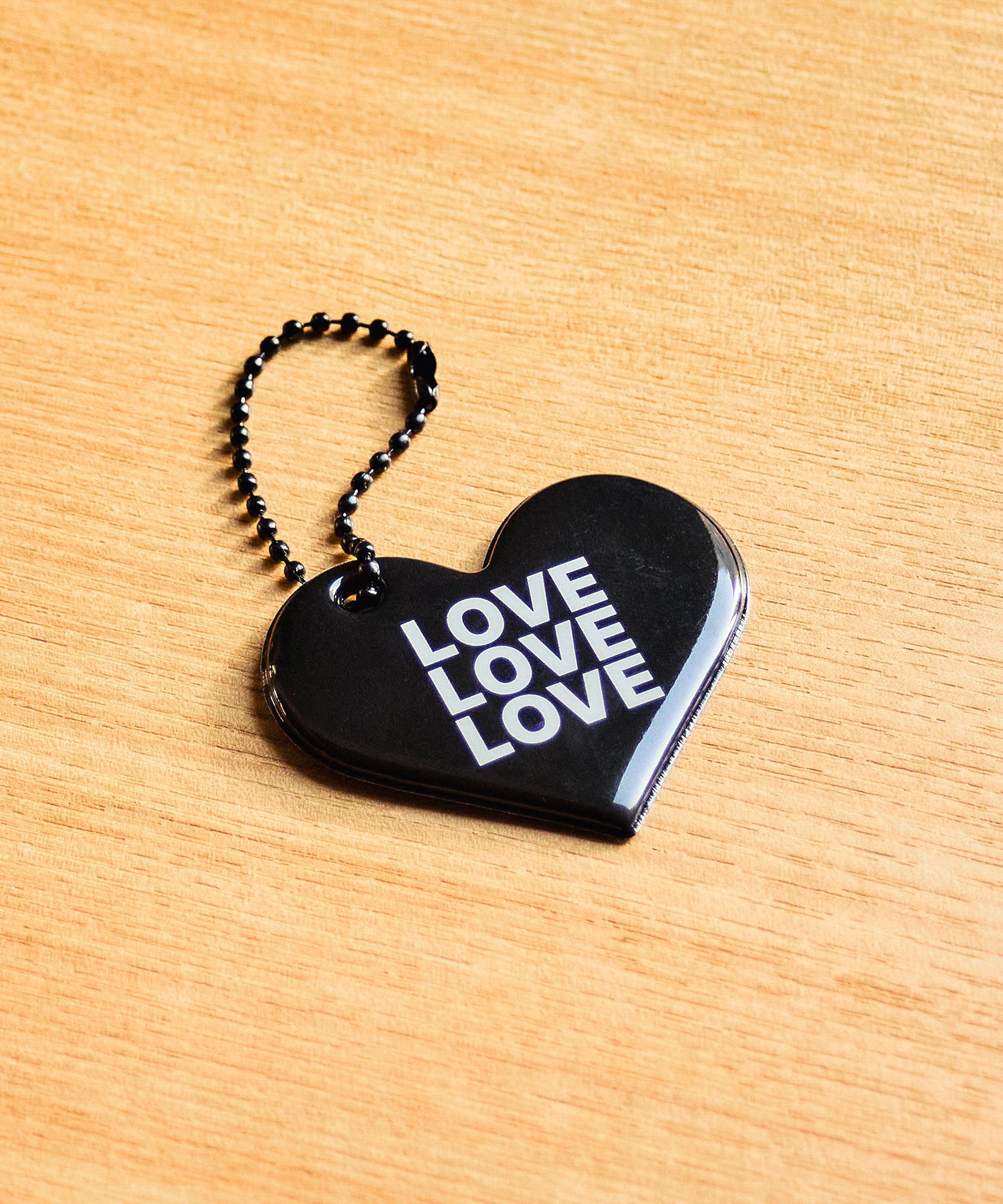 JAMMY FINGER/HEART KEY CHARM