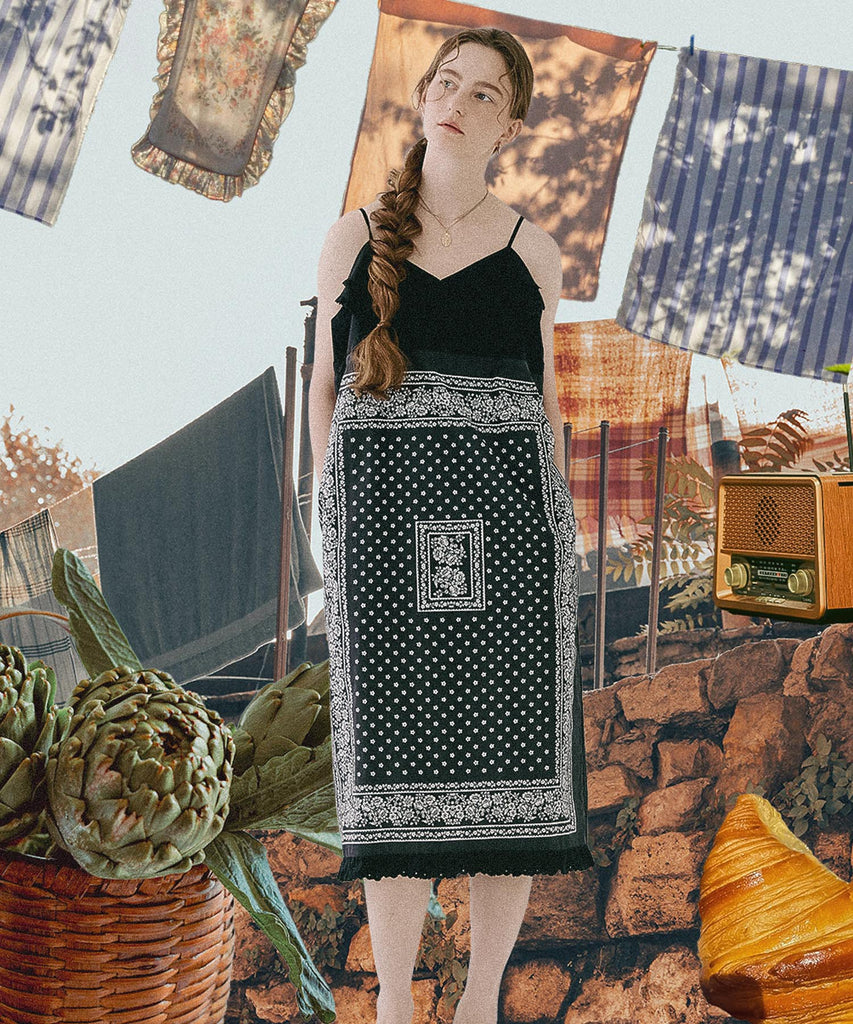 ROSE BUD別注】INDIA IS BEAUTIFUL/BLACK BANDANA DRESS – calif