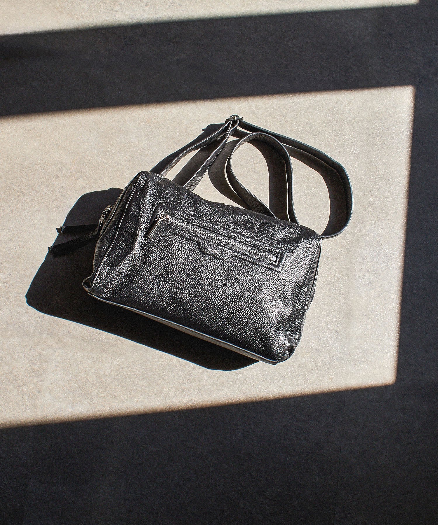 BEAURE/LEATHER BIG SHOULDER BAG
