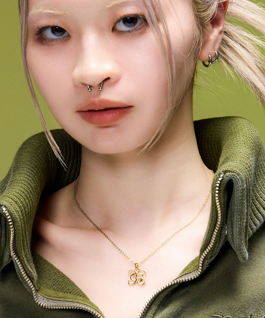 ロゴチャーム ネックレス XG EMBLEM CHARM NECKLACE – calif（カリフ）公式サイト