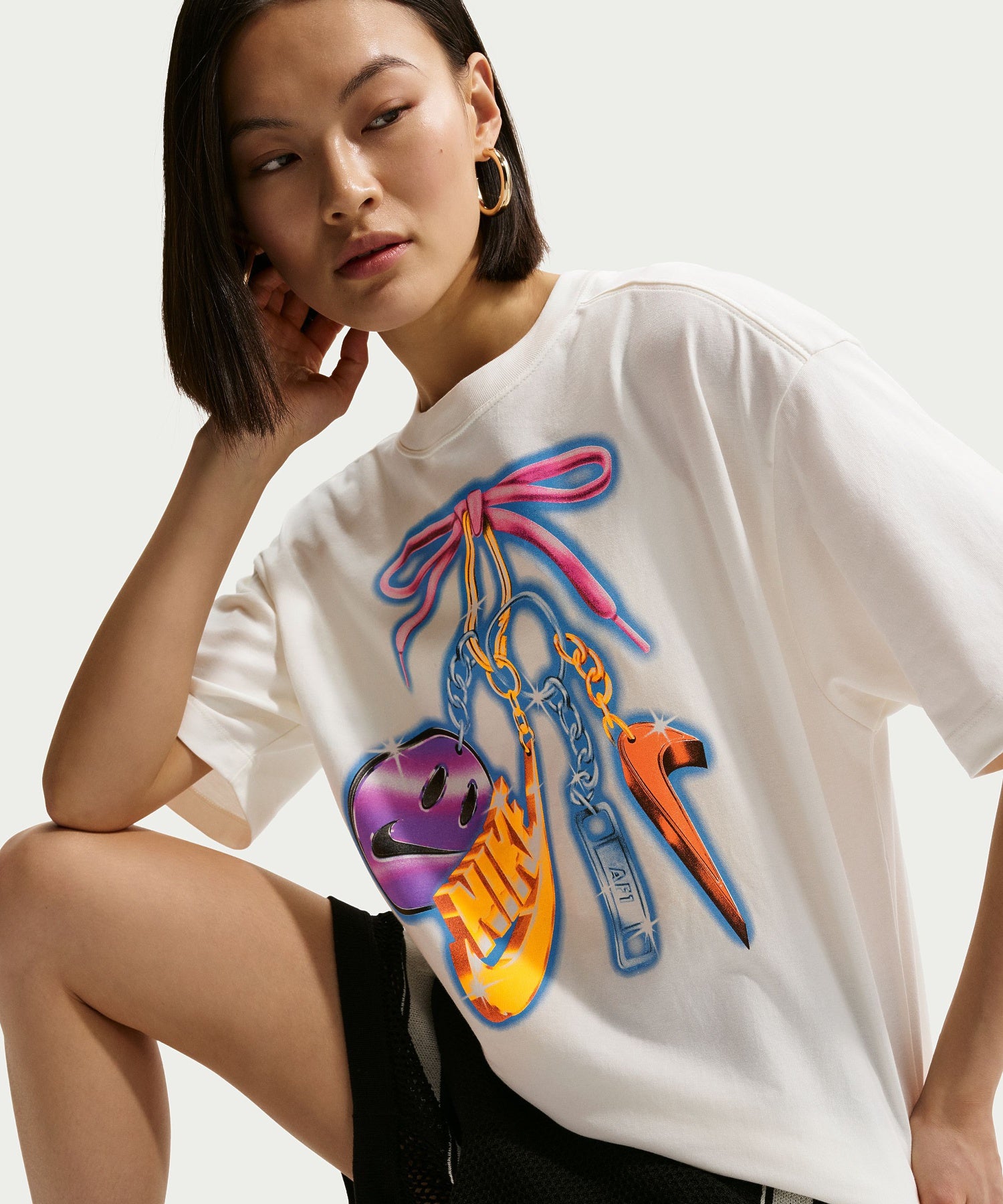 NIKE/ナイキ/W NSW CLASSIC OS OC11 TEE IR7849
