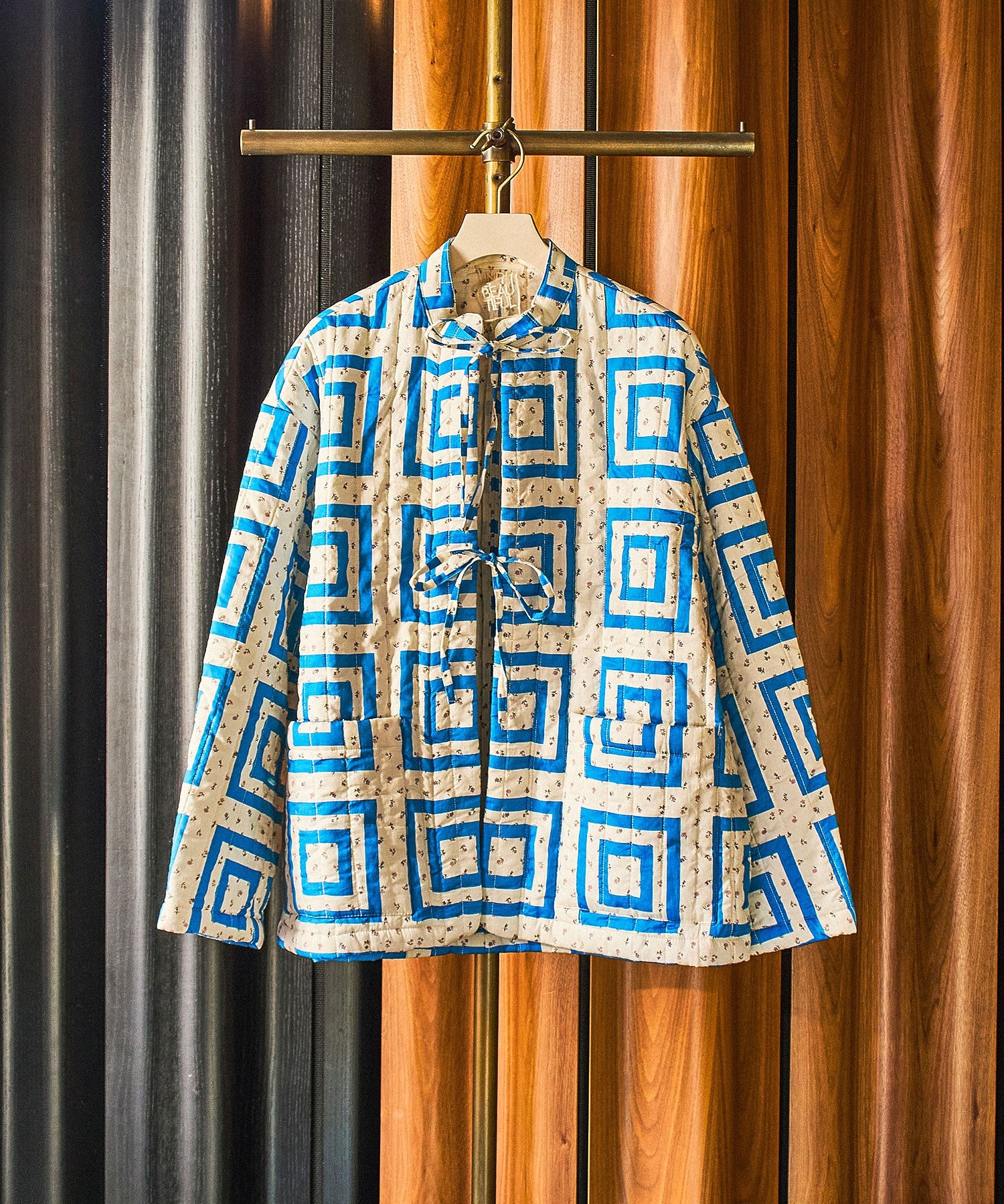 INDIA IS BEAUTIFUL/REVERSIBLE QUILTING JACKET