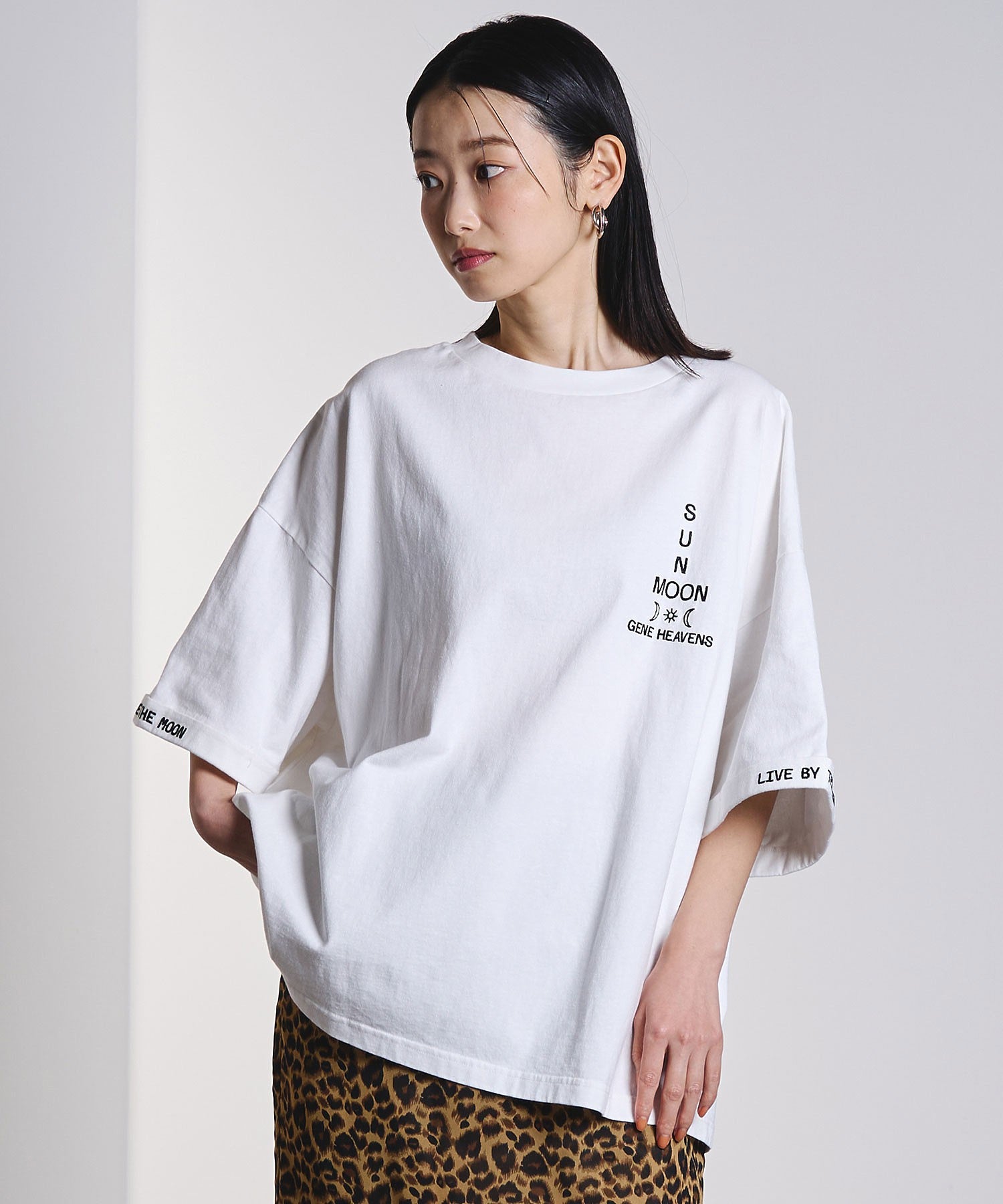 GENE HEAVENS/EMBROIDERY TEE