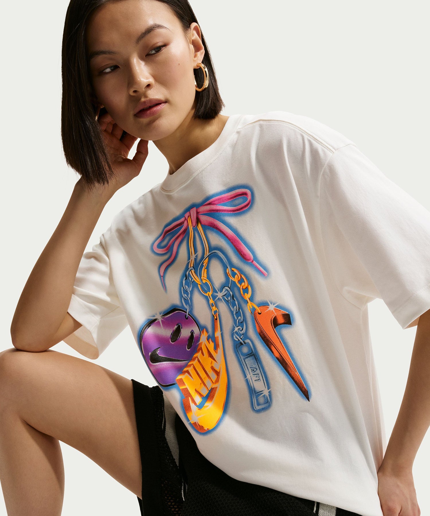 NIKE/ナイキ/W NSW CLASSIC OS OC11 TEE IR7849