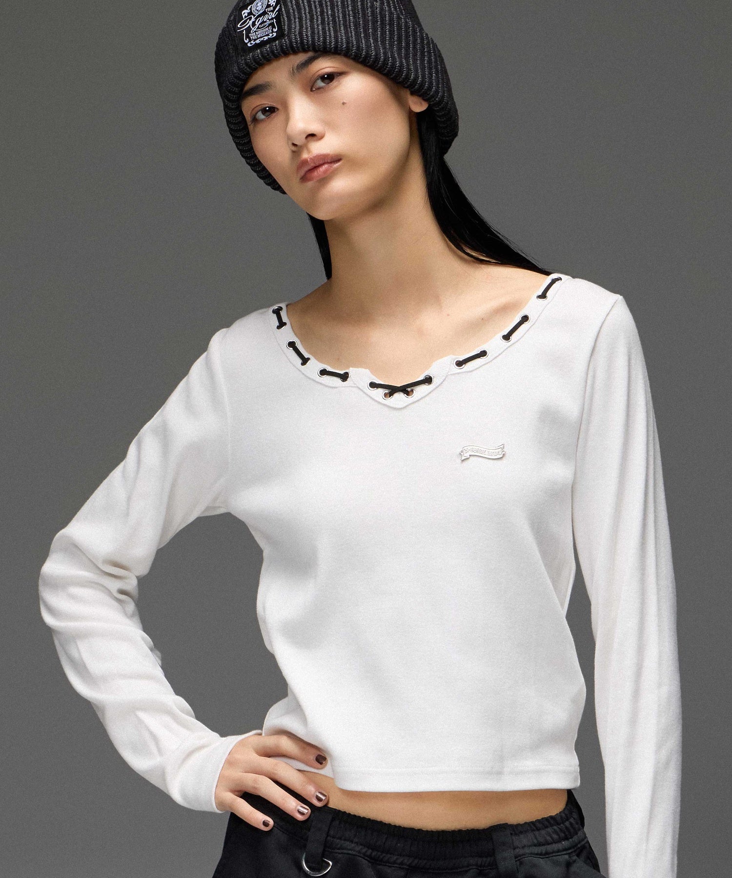 STRING COLLAR L/S COMPACT TOP