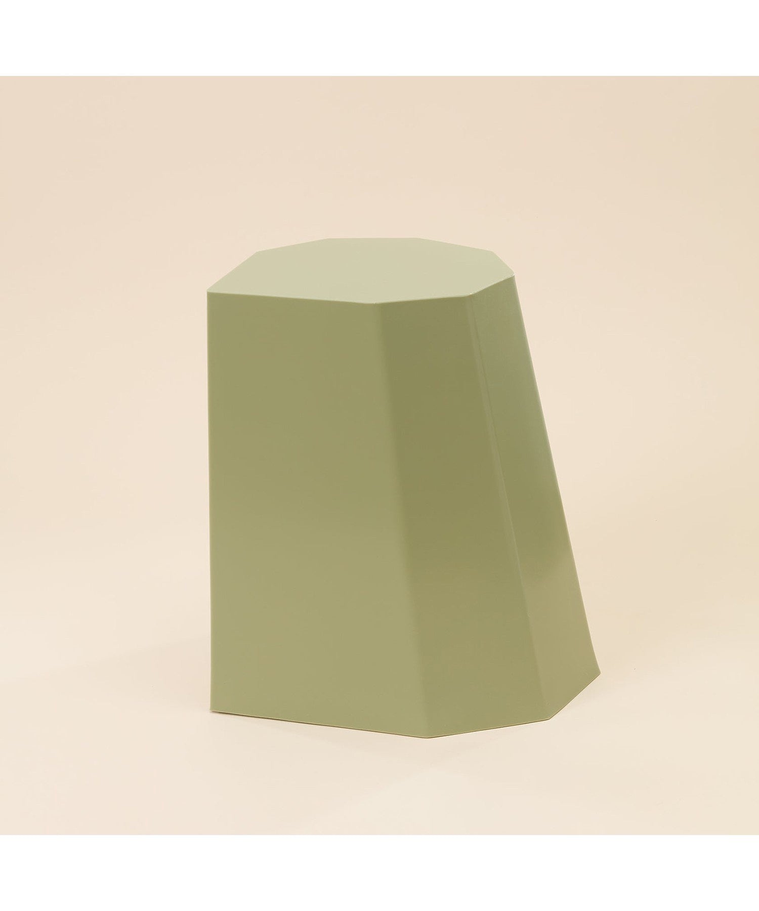 Arnold Circus Stool / Martino Gamper