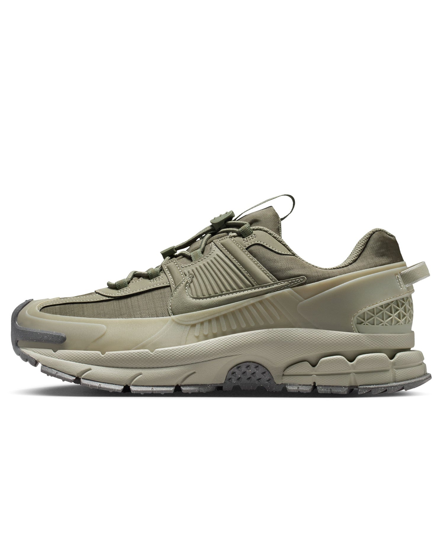 NIKE/ナイキ/ZOOM VOMERO ROAM HJ4646-300